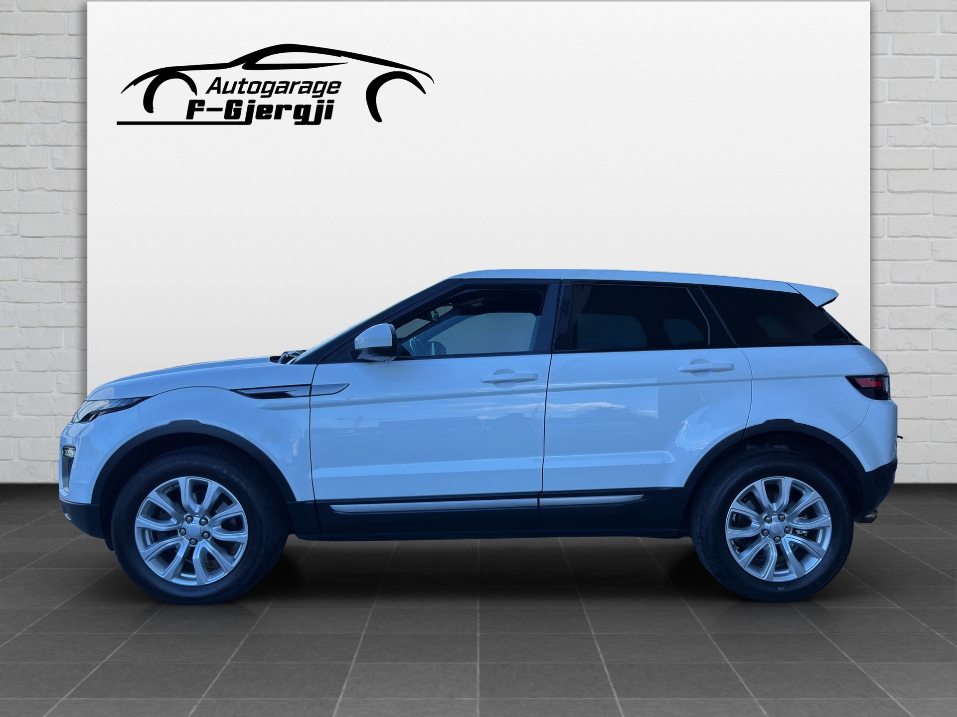 LAND ROVER Range Rover Evoque 2.0 TD4 HSE-image-4