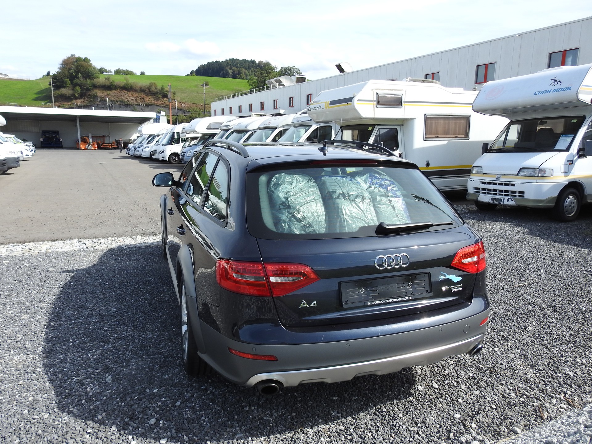 AUDI A4 allroad 2.0 TFSI quattro-showroom-element-3