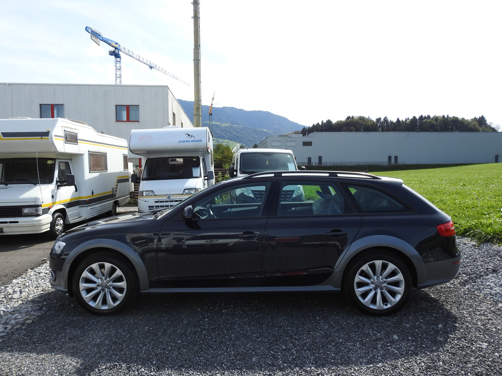 AUDI A4 allroad 2.0 TFSI quattro-showroom-element-2