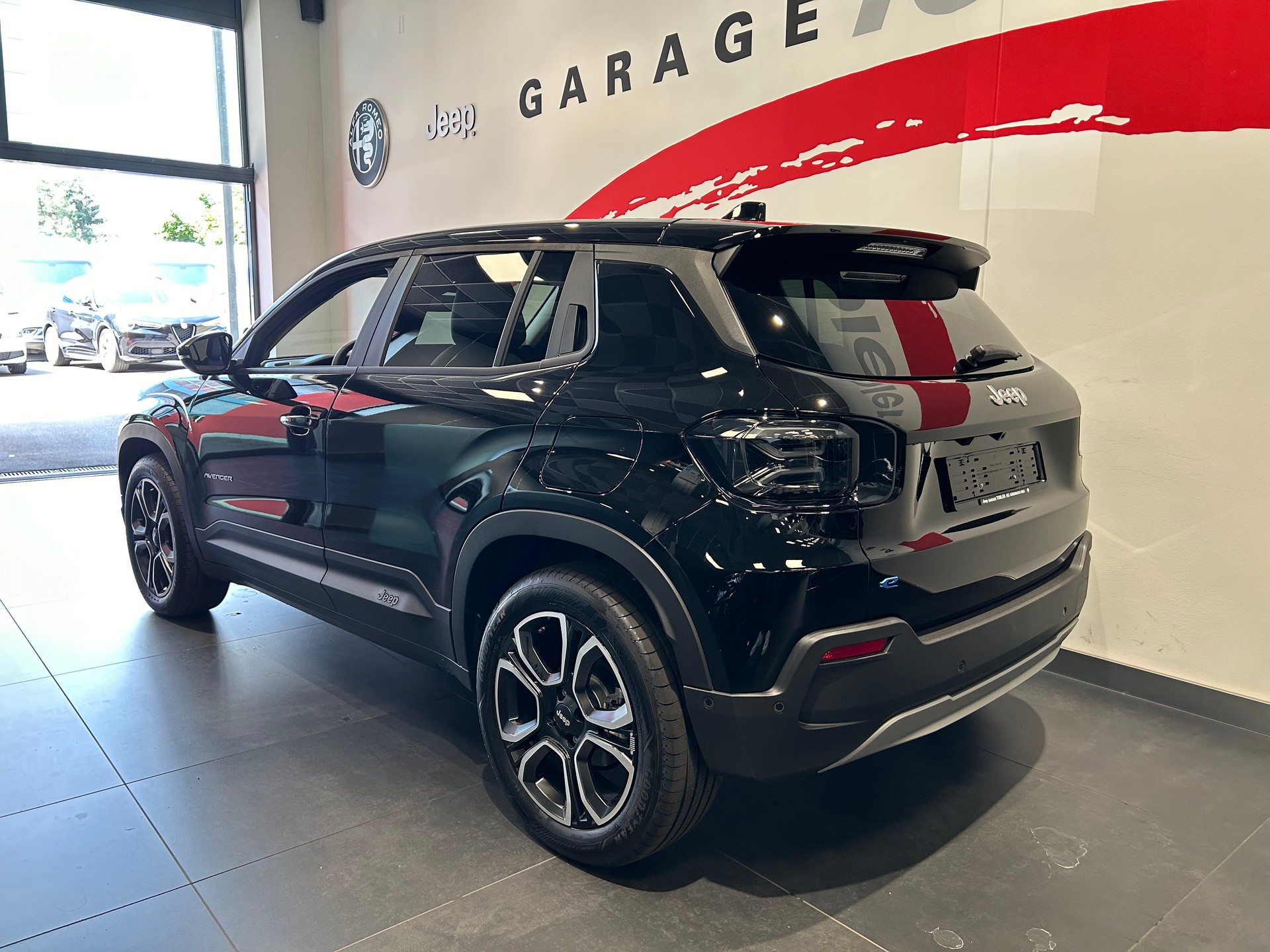 JEEP Avenger 54kWh Summit-image-11
