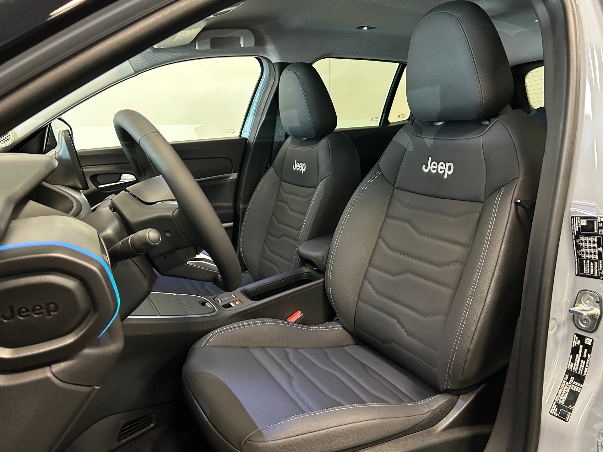 JEEP Avenger 54kWh Summit-image-4
