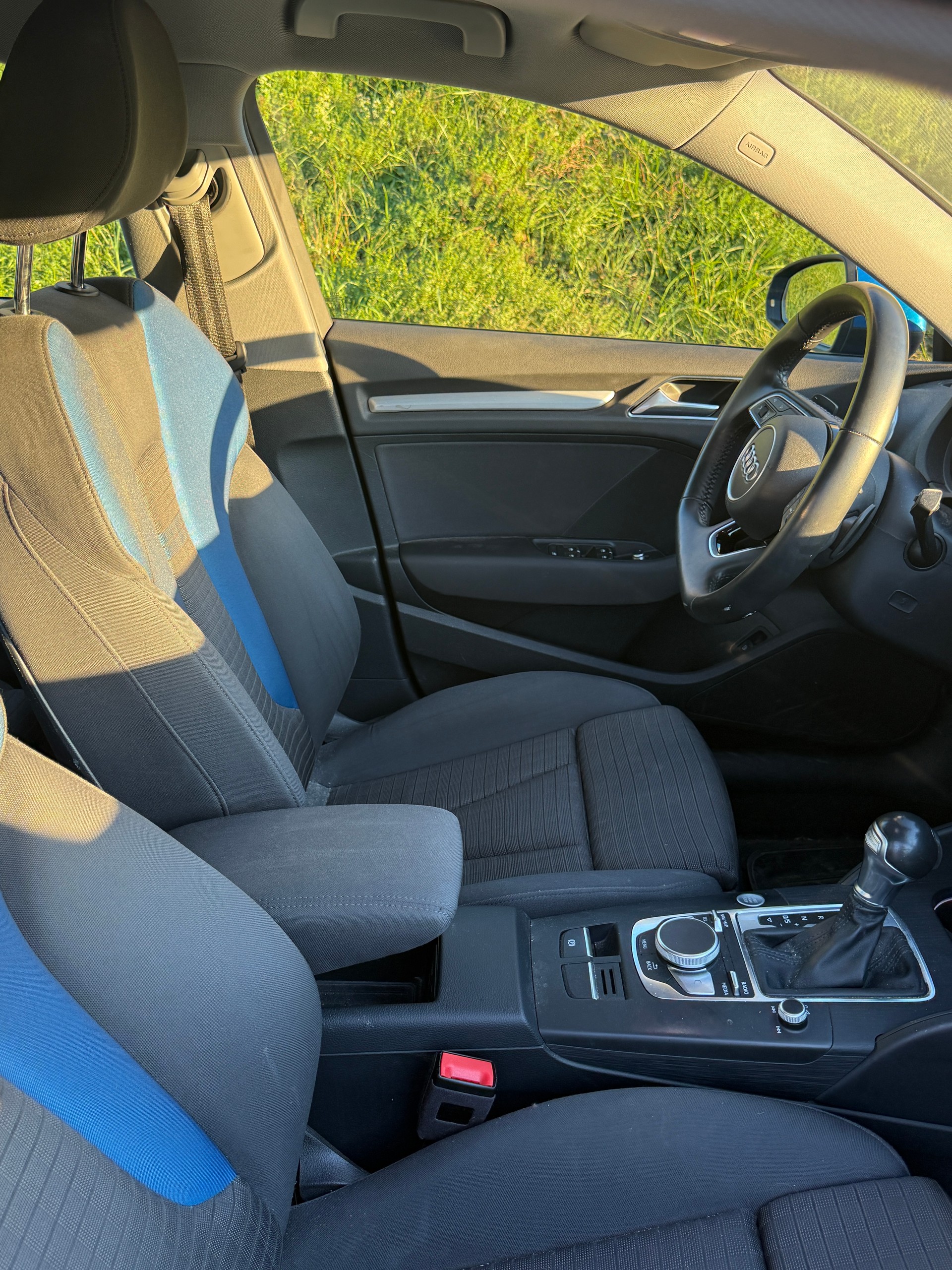 AUDI A3 Sportback 40 TFSI e-tron S-tronic-image-4