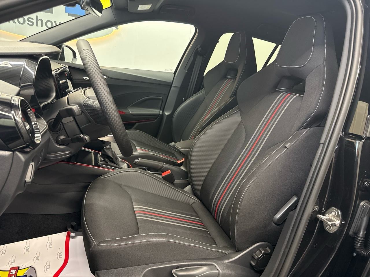 SKODA Fabia 1.5 TSI Monte Carlo DSG-showroom-element-3