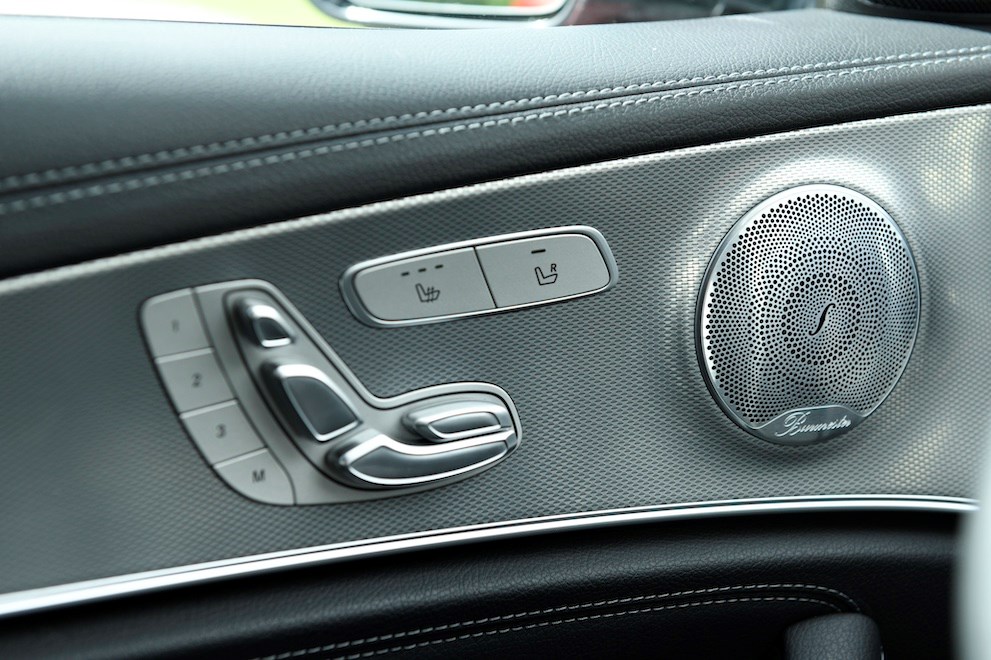 MERCEDES-BENZ E 200 AMG PREMIUM PLUS 9G-TRON-image-14