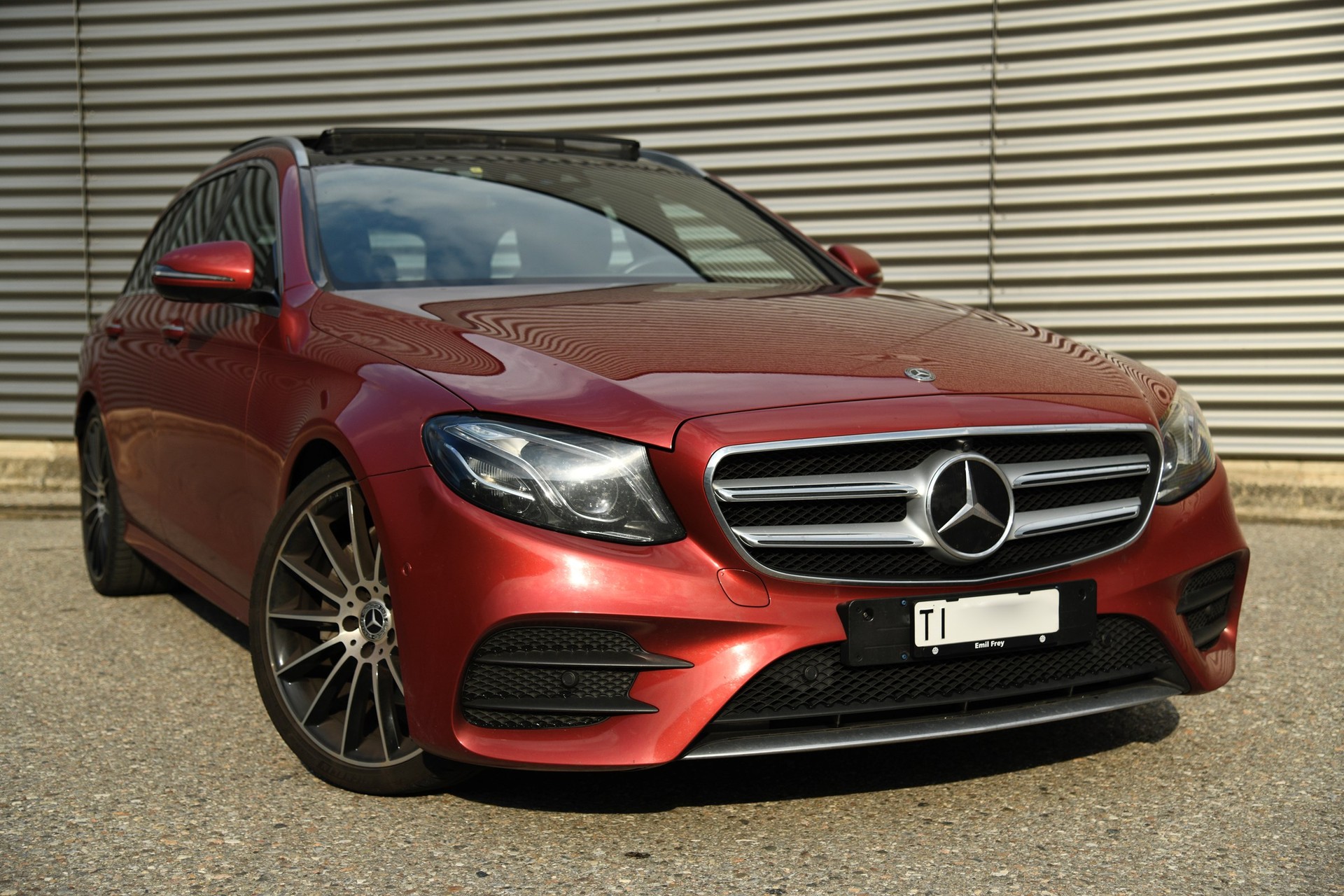 MERCEDES-BENZ E 200 AMG PREMIUM PLUS 9G-TRON