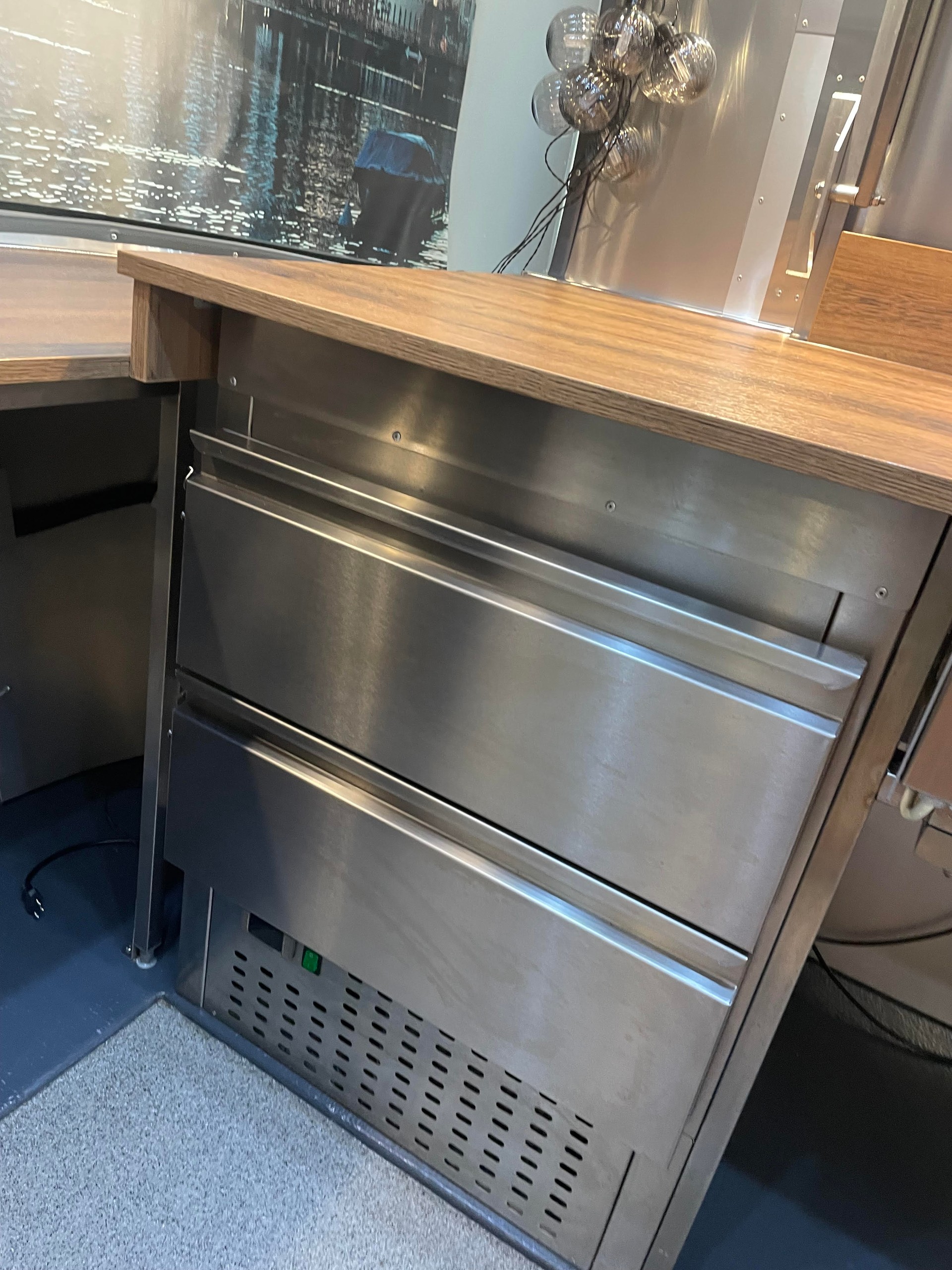 AIRSTREAM Diner One-image-6