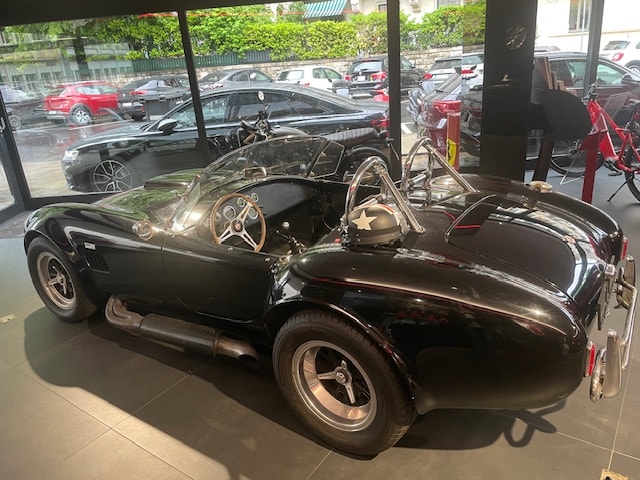 AC Cobra 427 Era-image-3