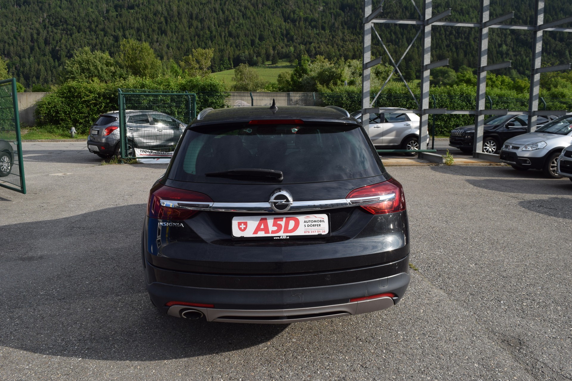 OPEL Insignia Country Tourer 2.0 CDTI 4WD Automatic-image-5