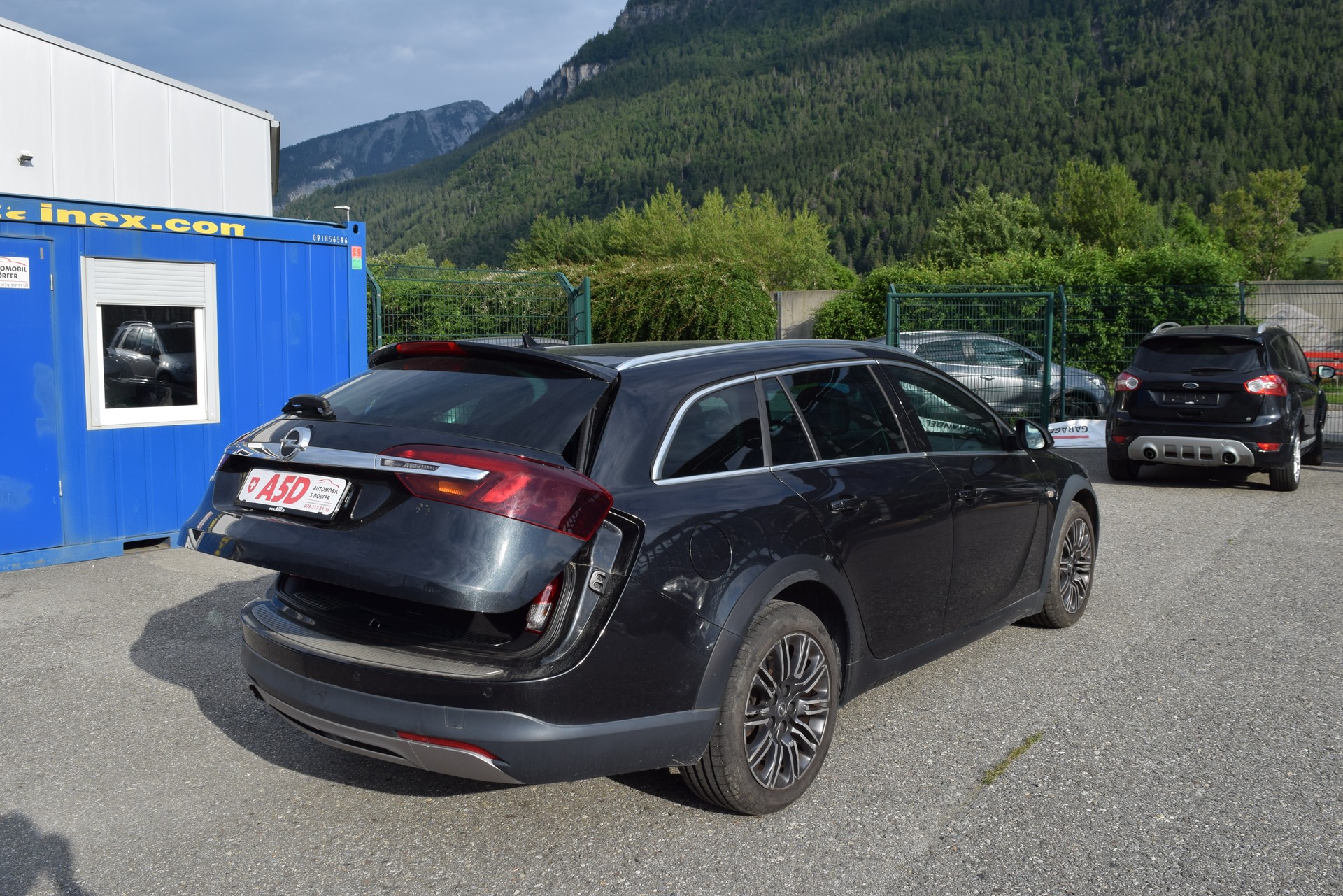 OPEL Insignia Country Tourer 2.0 CDTI 4WD Automatic-image-8