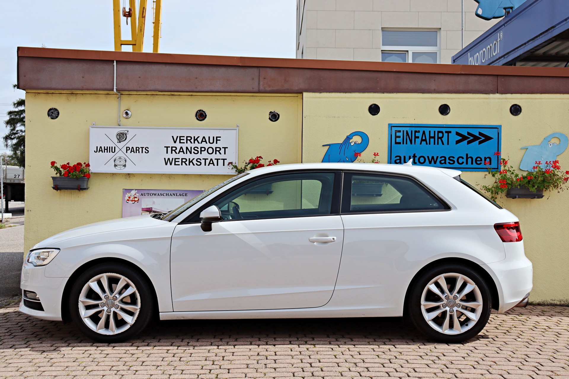 AUDI A3 1.4 TFSI Ambiente-image-1