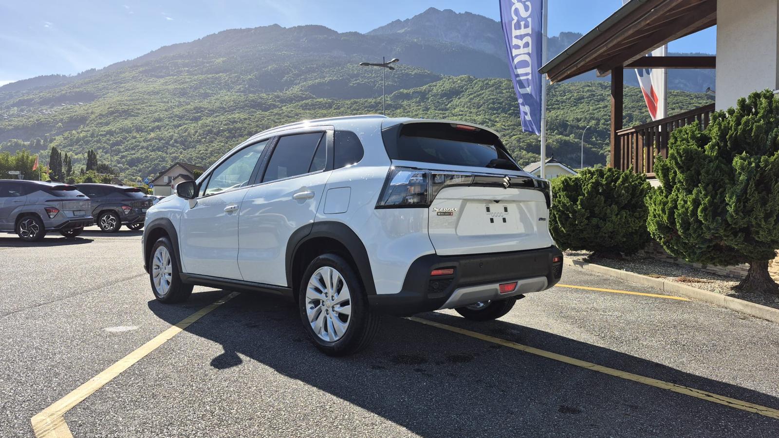 SUZUKI S-Cross 1.4 Comp+ MHD 4x4-image-2