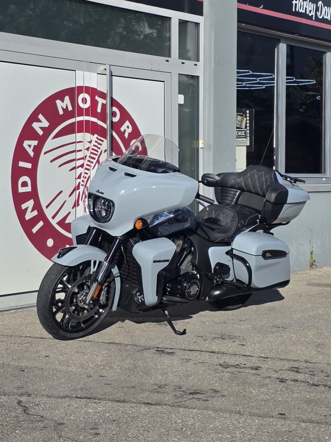 INDIAN Roadmaster Power Plus Dark Horse-image-2