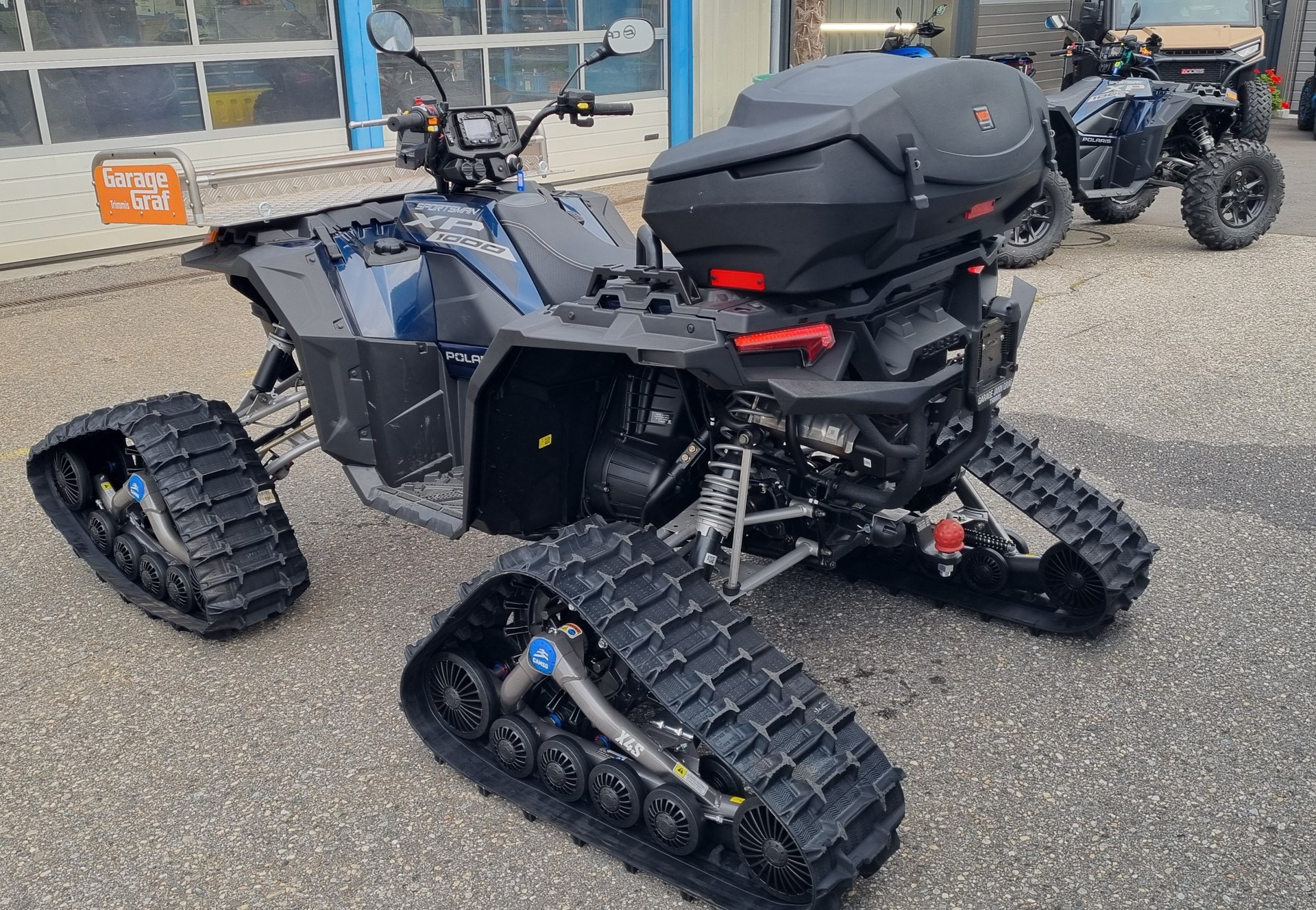 POLARIS Ab MFK mit Raupenkit und Räder-image-1