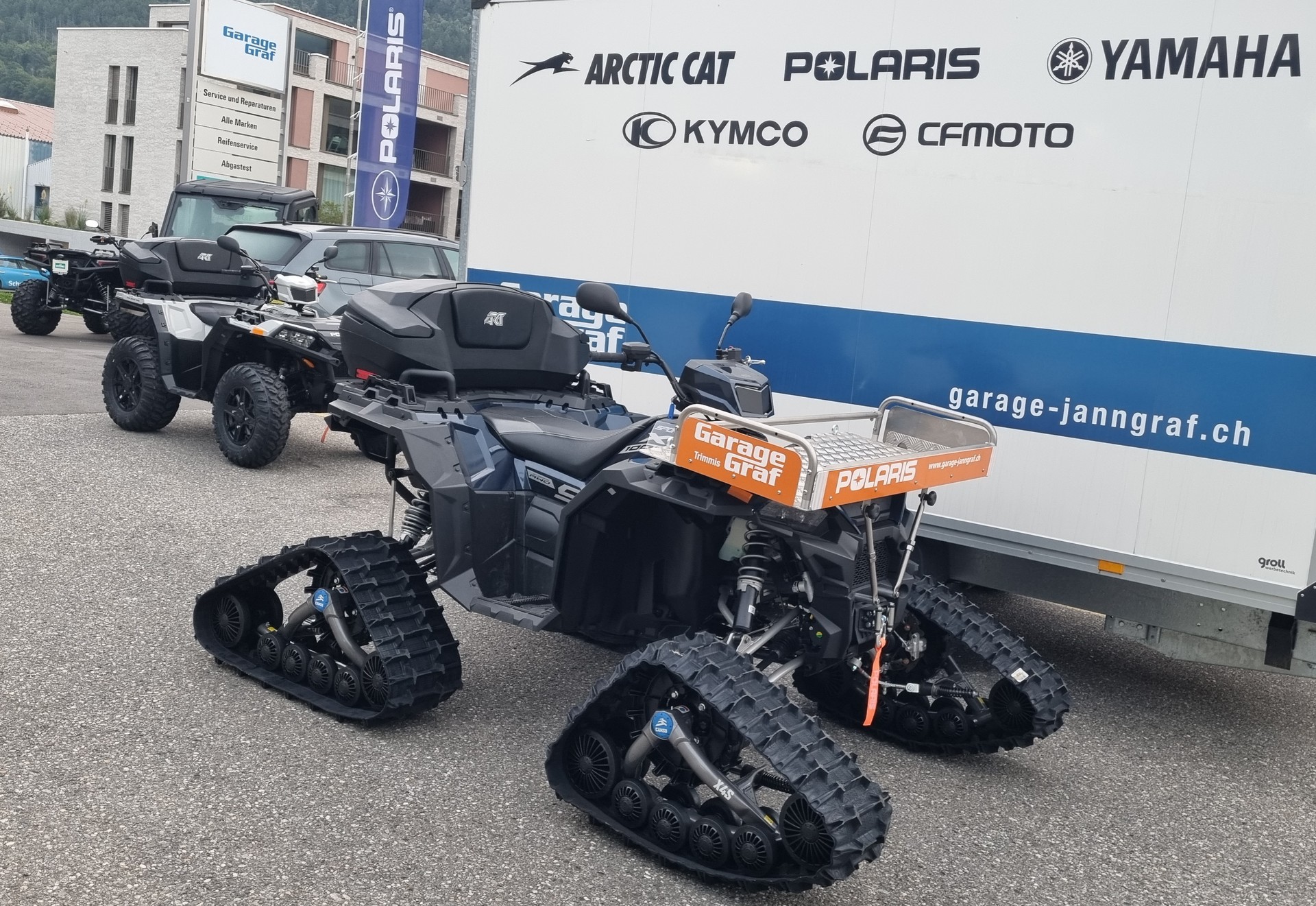 POLARIS Ab MFK mit Raupenkit und Räder-image-9