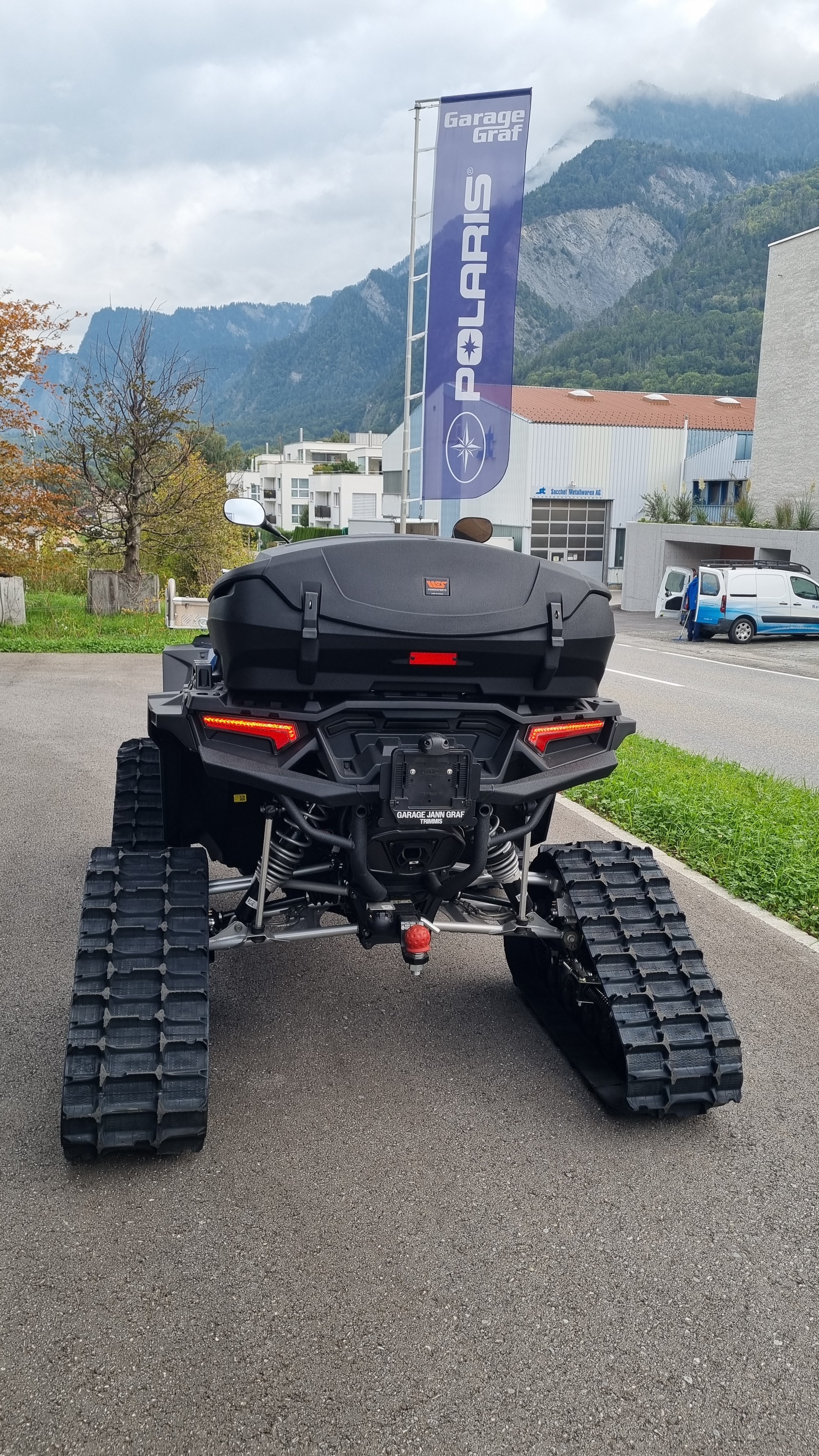 POLARIS Ab MFK mit Raupenkit und Räder-image-8