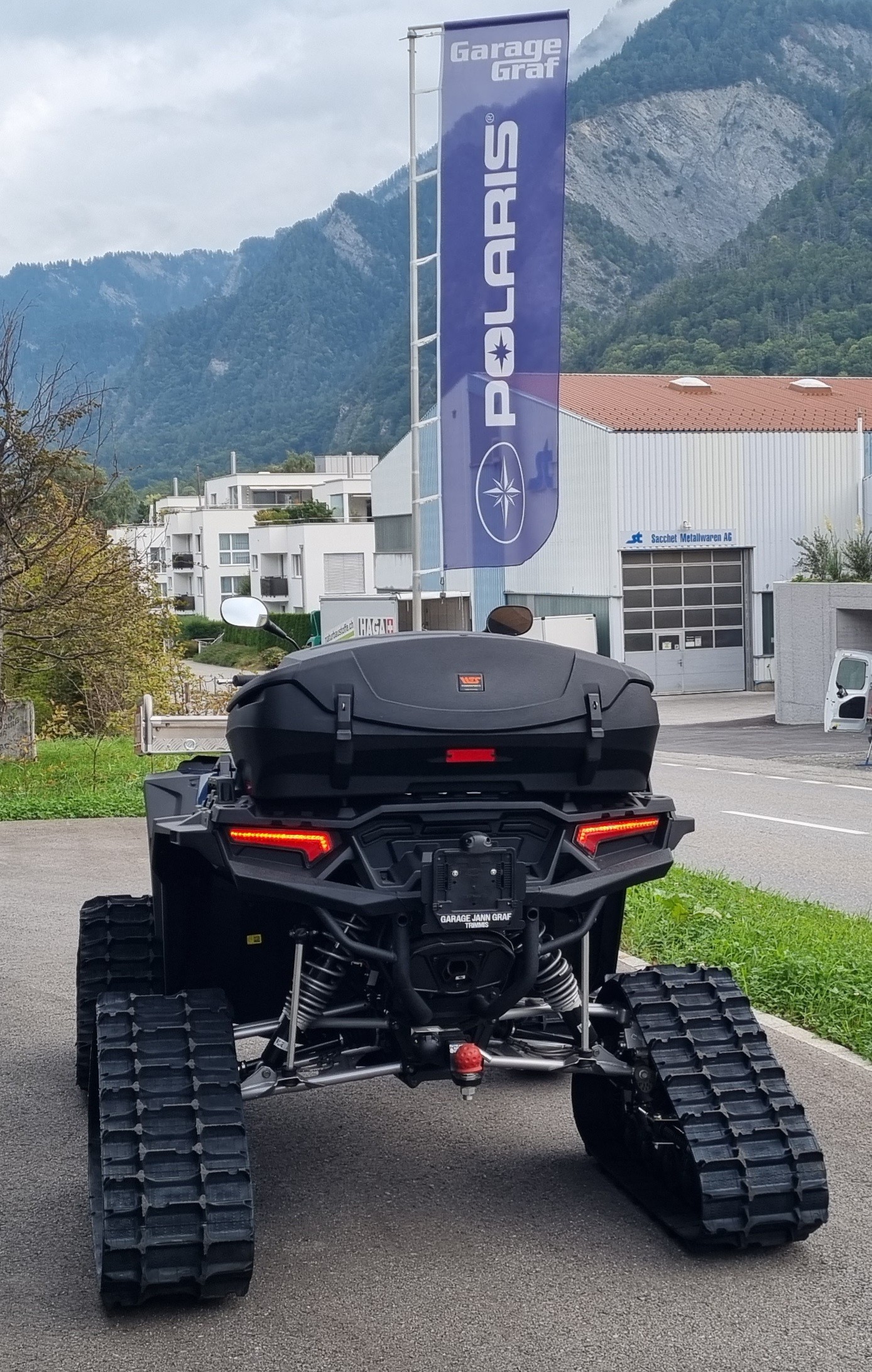 POLARIS Ab MFK mit Raupenkit und Räder-image-2