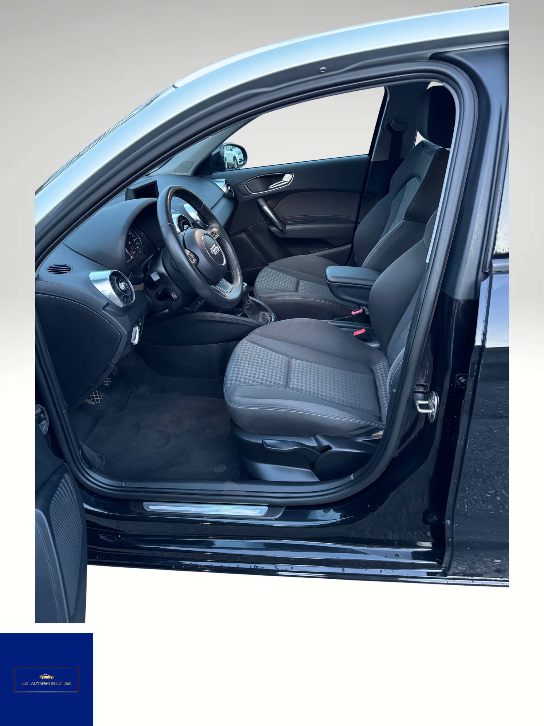 AUDI A1 Sportback 1.4 TFSI Ambition-image-8
