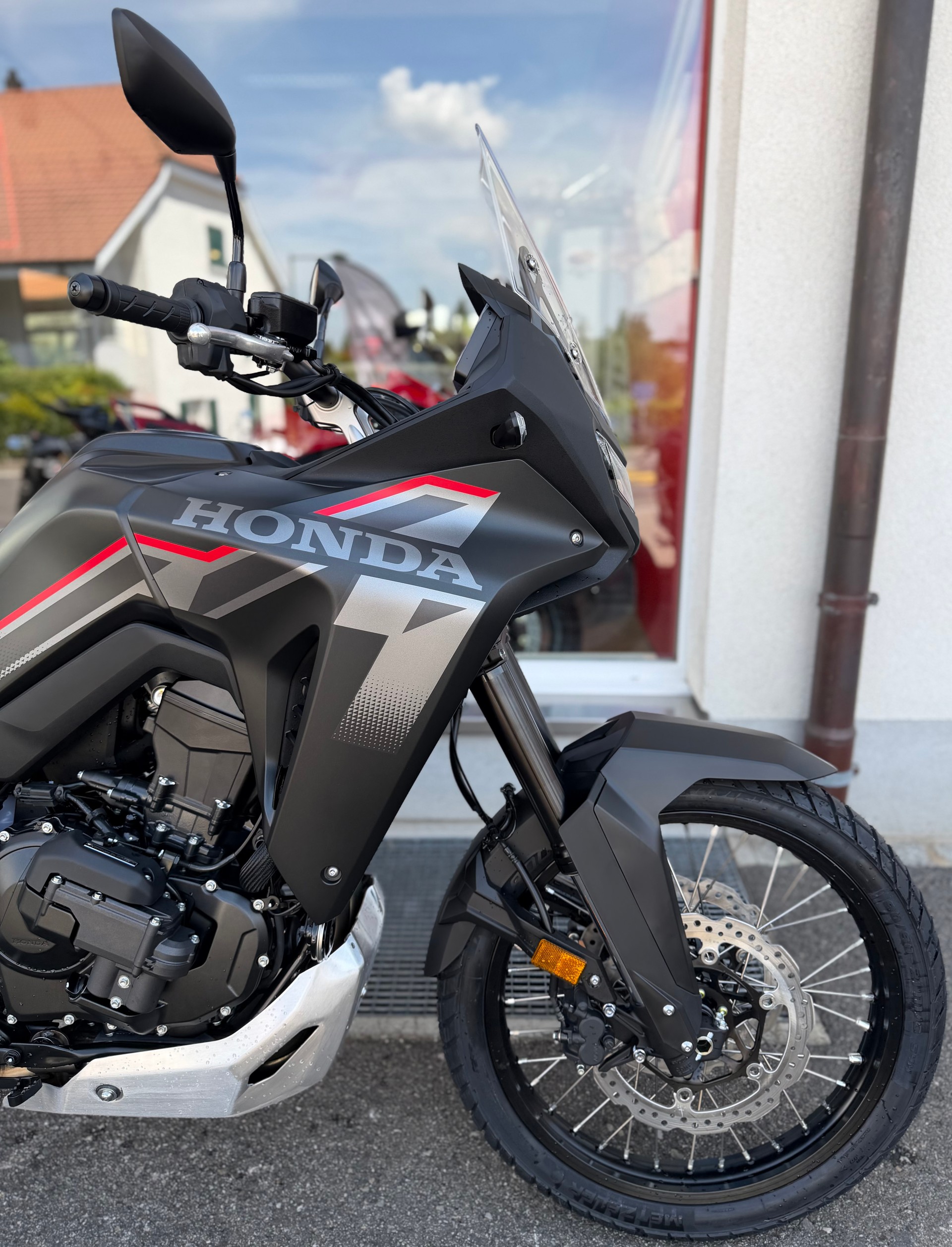 HONDA XL 750 Transalp E-Clutch 2026-image-4