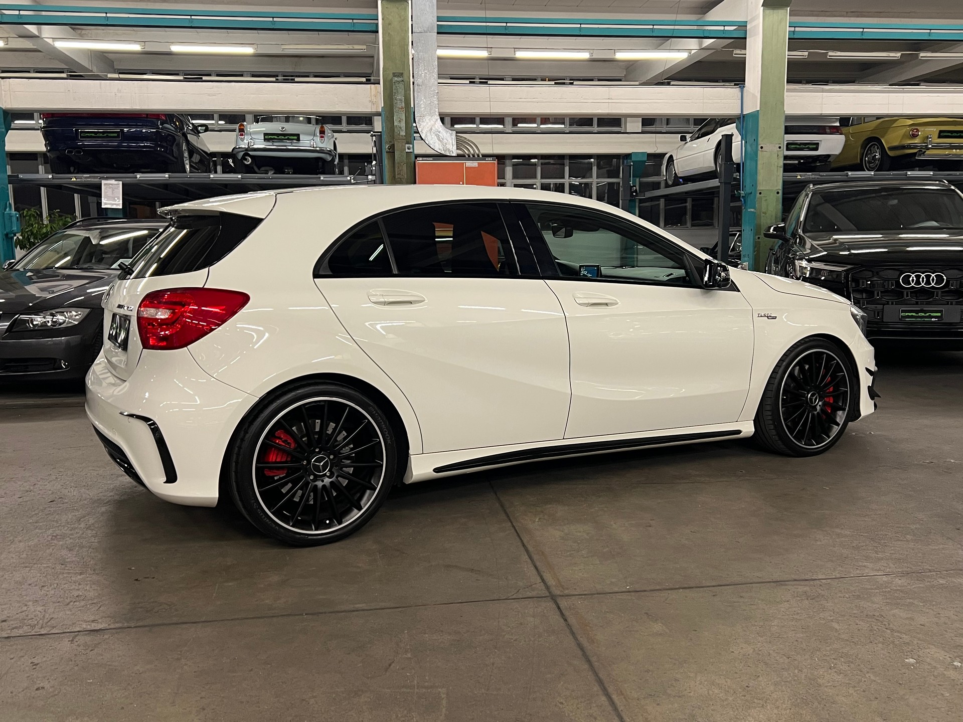 MERCEDES-BENZ A 45 AMG 4Matic Speedshift 360 Ps-showroom-element-1