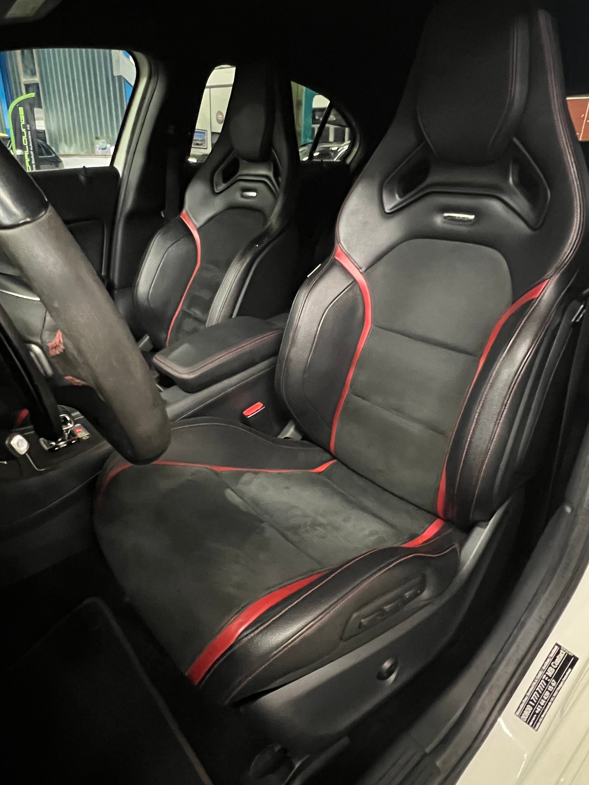 MERCEDES-BENZ A 45 AMG 4Matic Speedshift 360 Ps-image-7