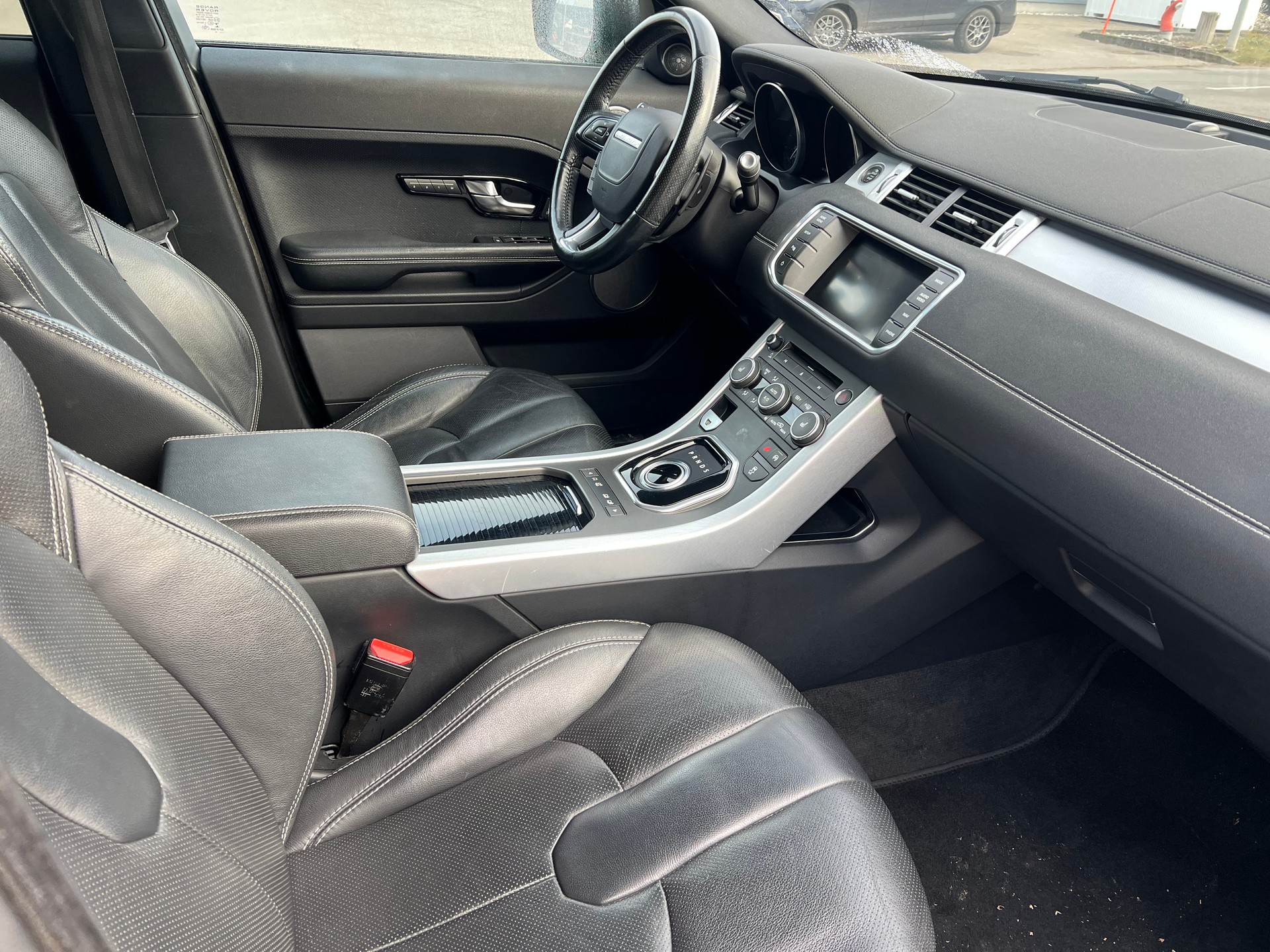 LAND ROVER Range Rover Evoque 2.0 Si4 Dynamic AT9-image-8