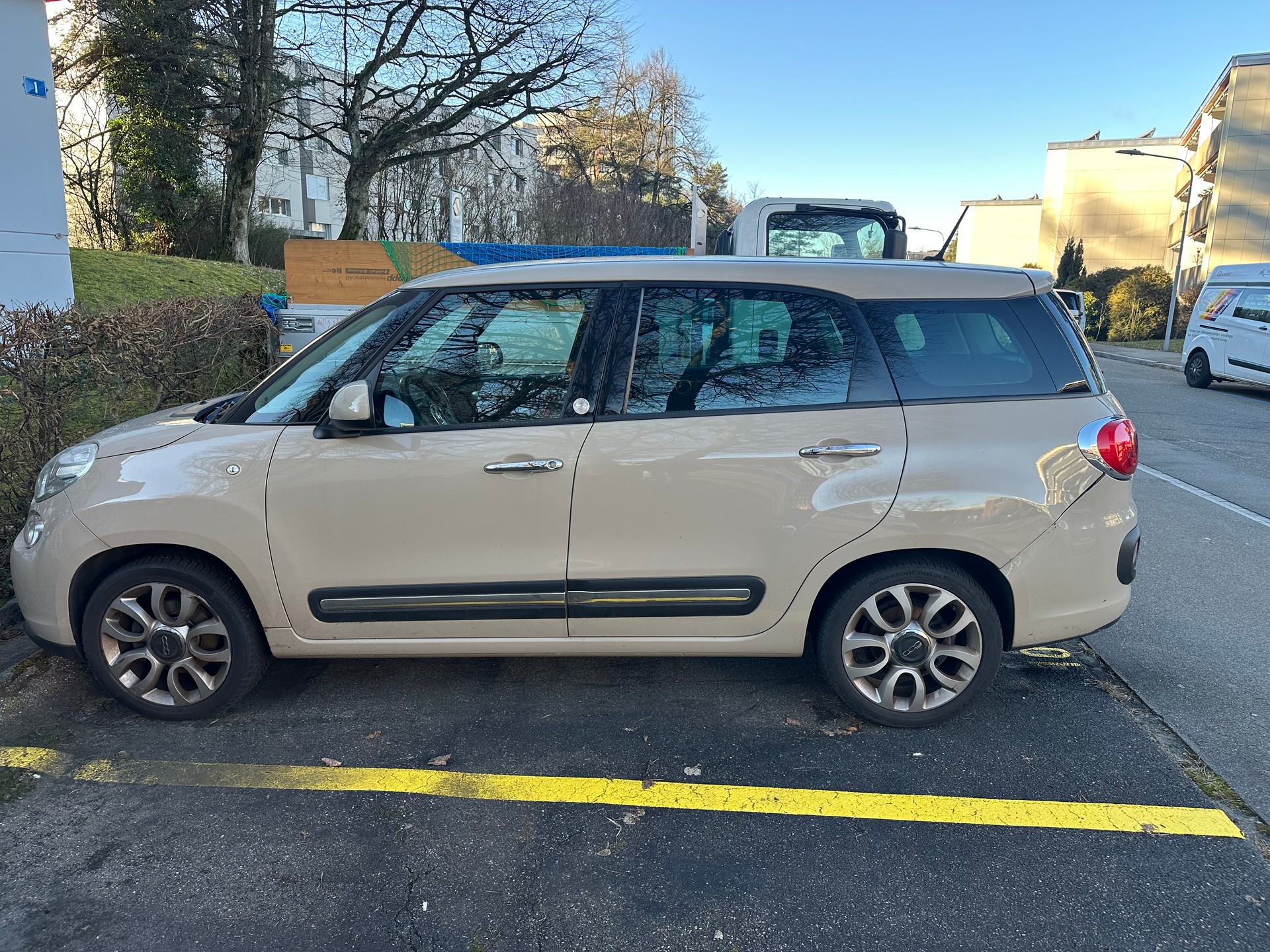 FIAT 500L Living 1.3 JTD Business Class Dualogic-image-2
