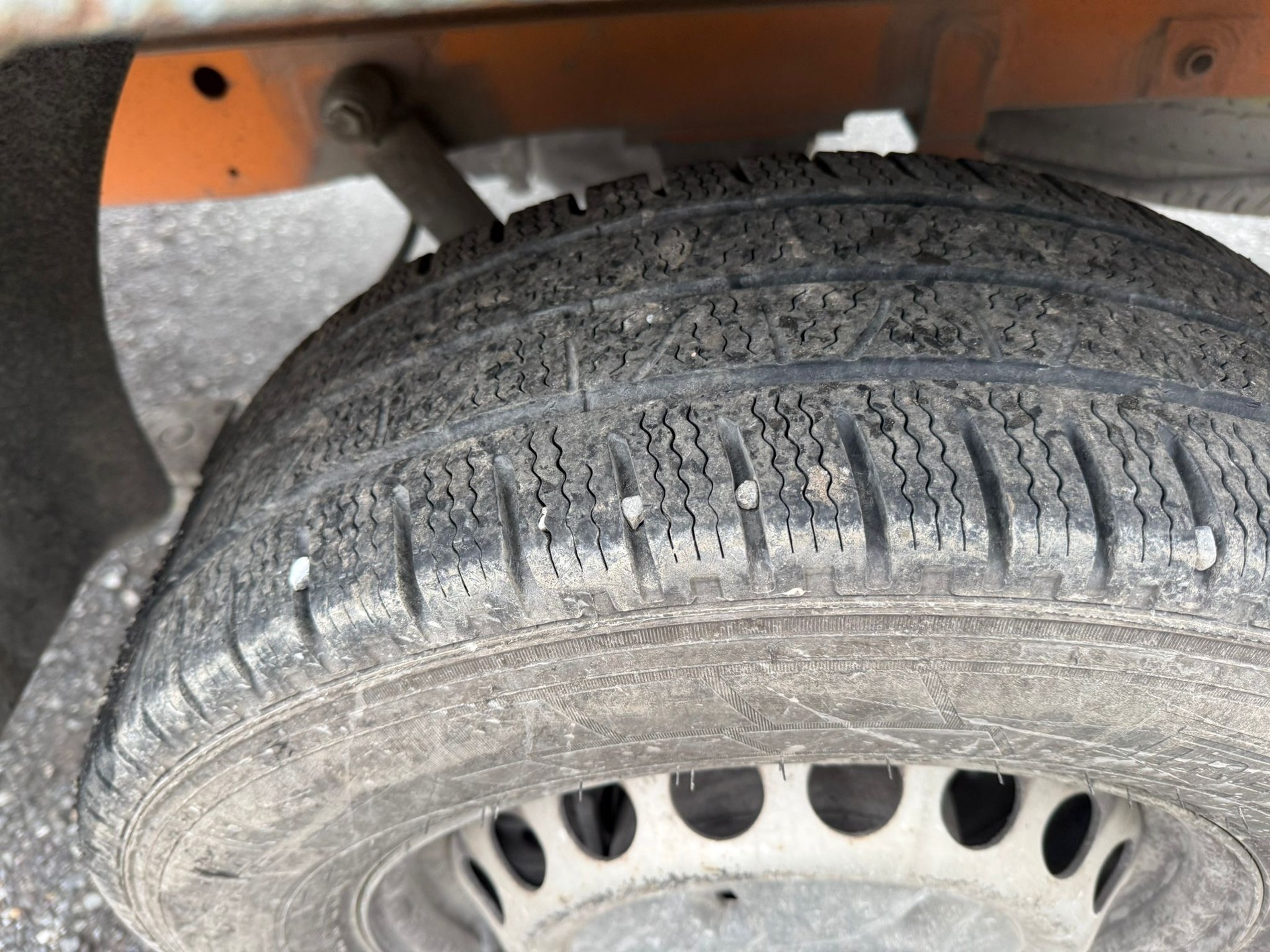 VW Crafter 35 2.5 TDI 109 PS-image-11