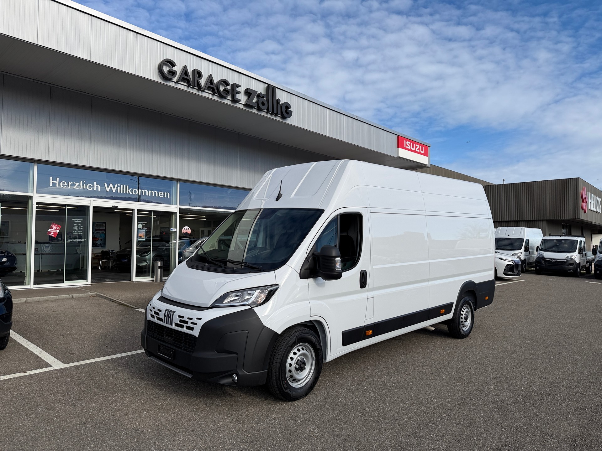 FIAT Ducato Maxi 35 L4H3 2.2MTJ 180PS 3T AHK 270°Tür, Holzboden, Doppelairbag, Apple Car Play