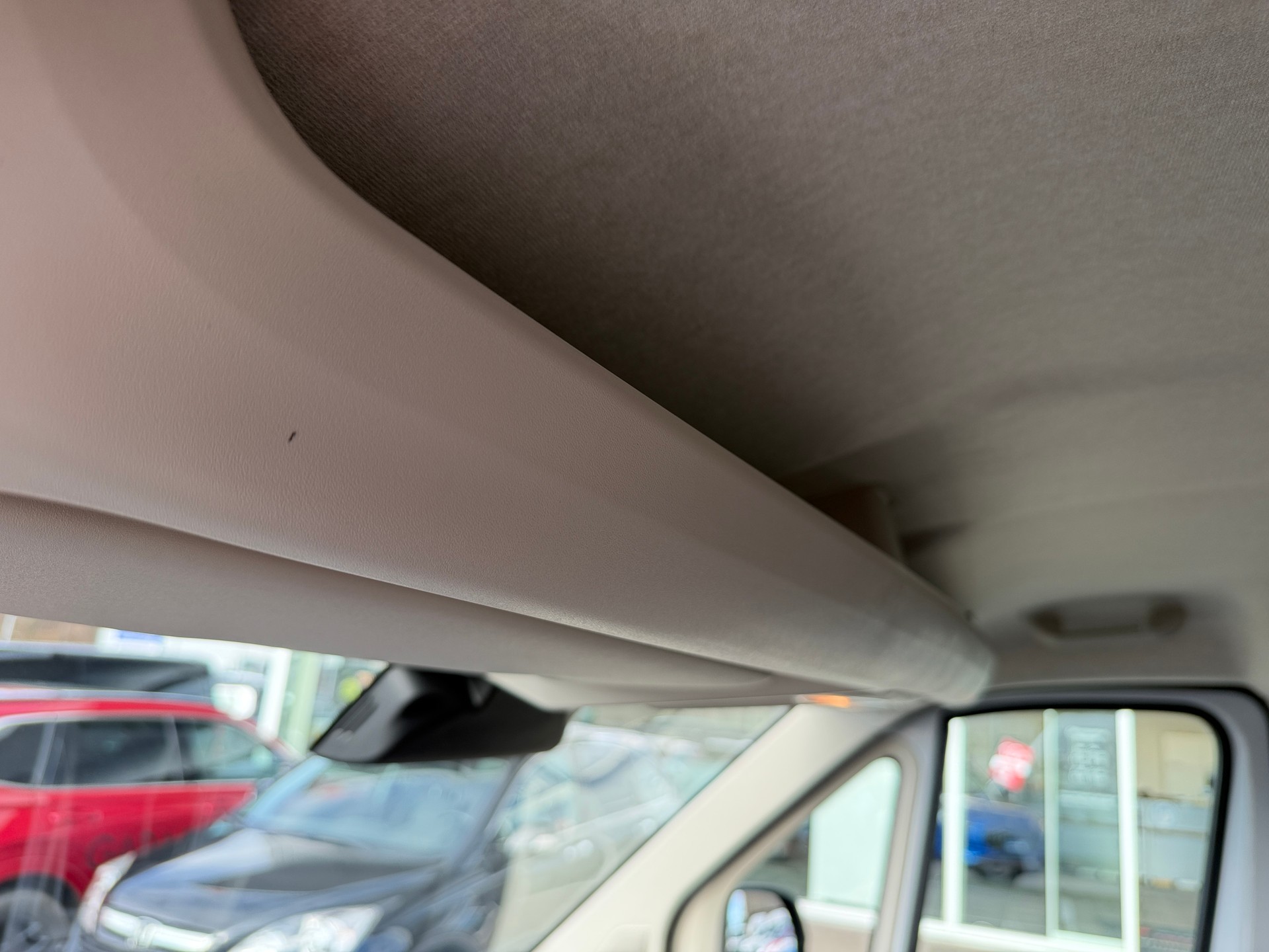 FIAT Ducato Maxi 35 L4H3 2.2MTJ 180PS 3T AHK 270°Tür, Holzboden, Doppelairbag, Apple Car Play-image-20