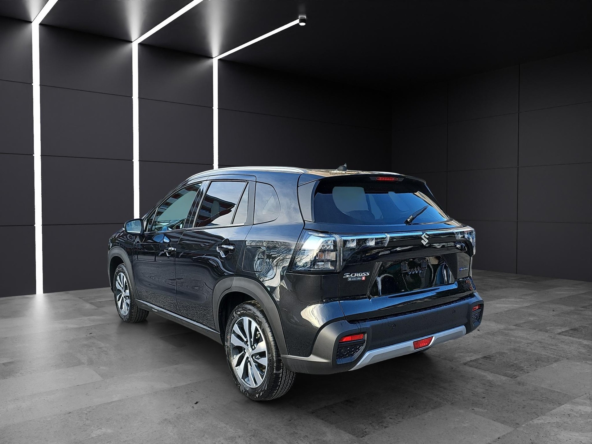 SUZUKI S-Cross 1.5 Compact Top Hybrid 4x4-showroom-element-2