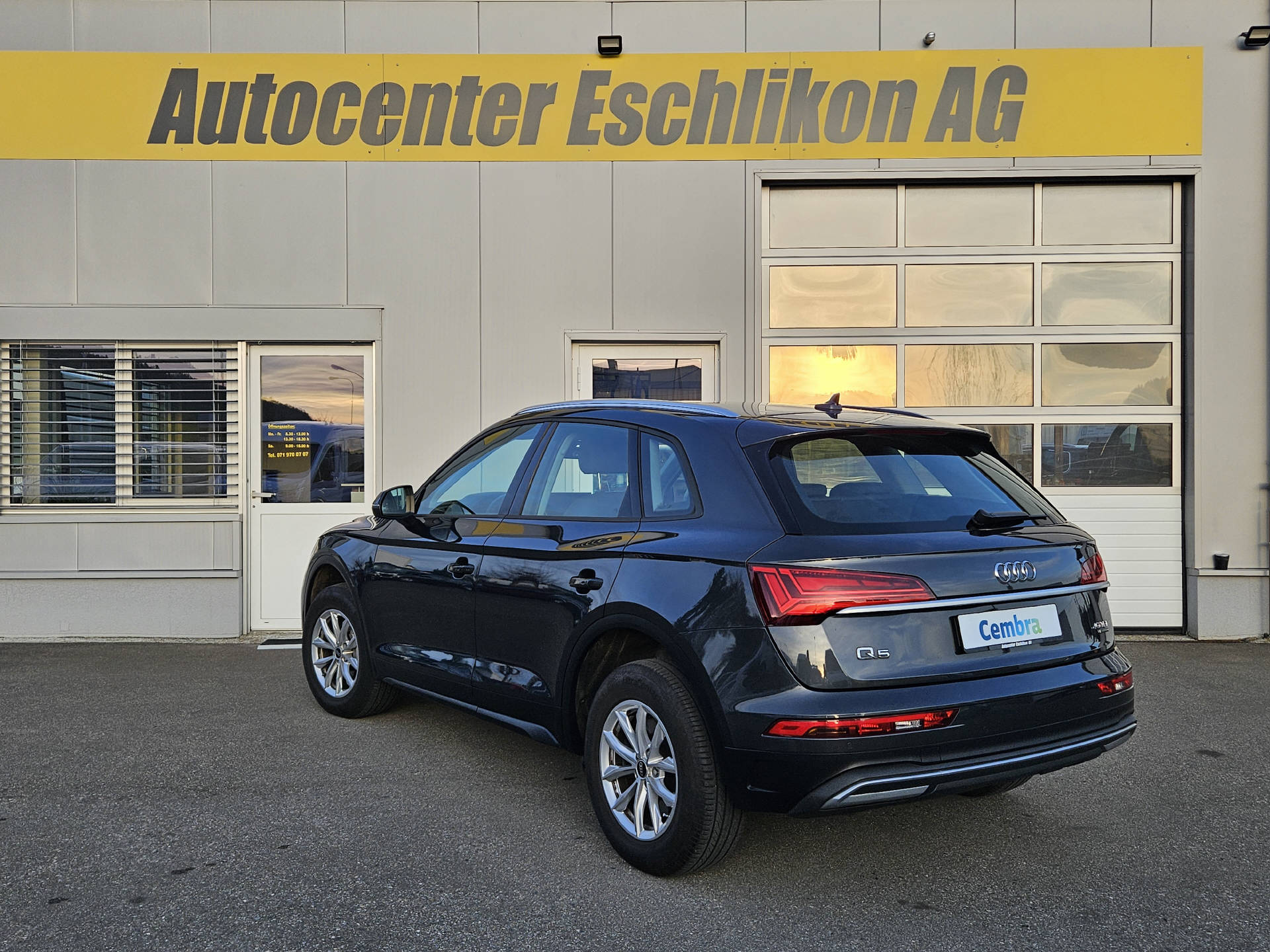 AUDI Q5 2.0 40 TDI quattro S-Tronic * 8- fach bereit * Frisch ab MFK *-image-8