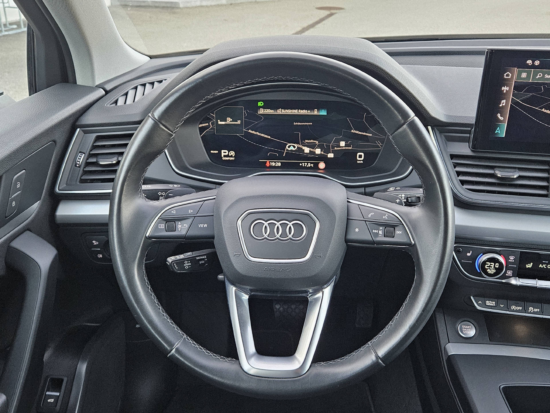AUDI Q5 2.0 40 TDI quattro S-Tronic * 8- fach bereit * Frisch ab MFK *-image-11