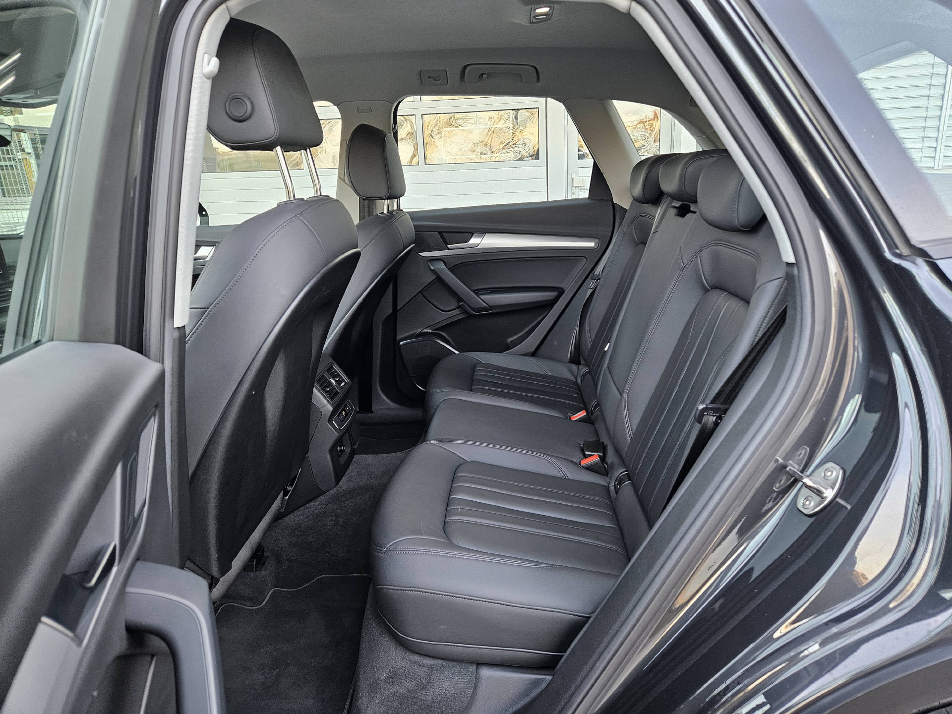 AUDI Q5 2.0 40 TDI quattro S-Tronic * 8- fach bereit * Frisch ab MFK *-image-20