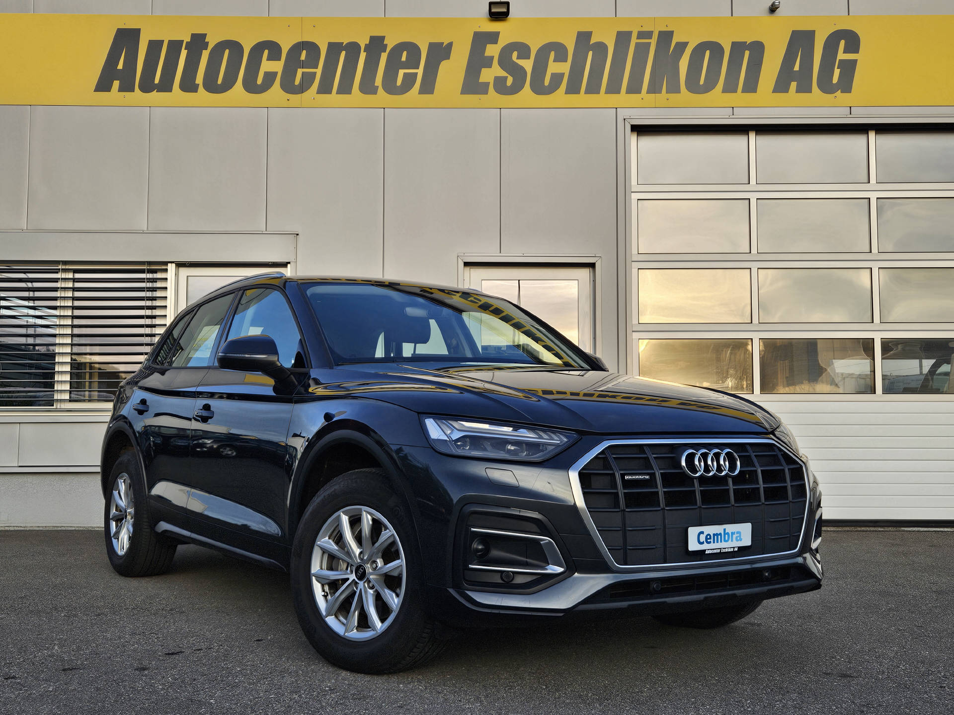 AUDI Q5 2.0 40 TDI quattro S-Tronic * 8- fach bereit * Frisch ab MFK *-image-5