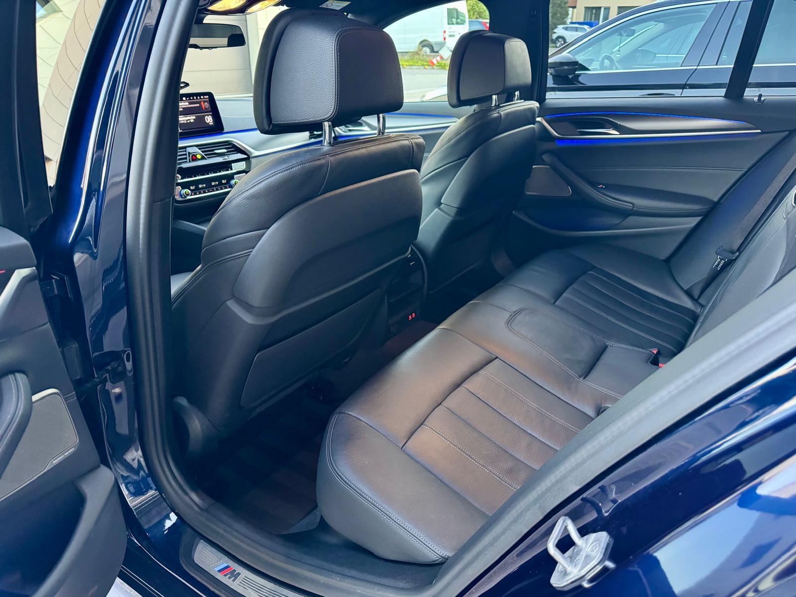 BMW 540d xDrive 48V M Sport Steptronic-image-10