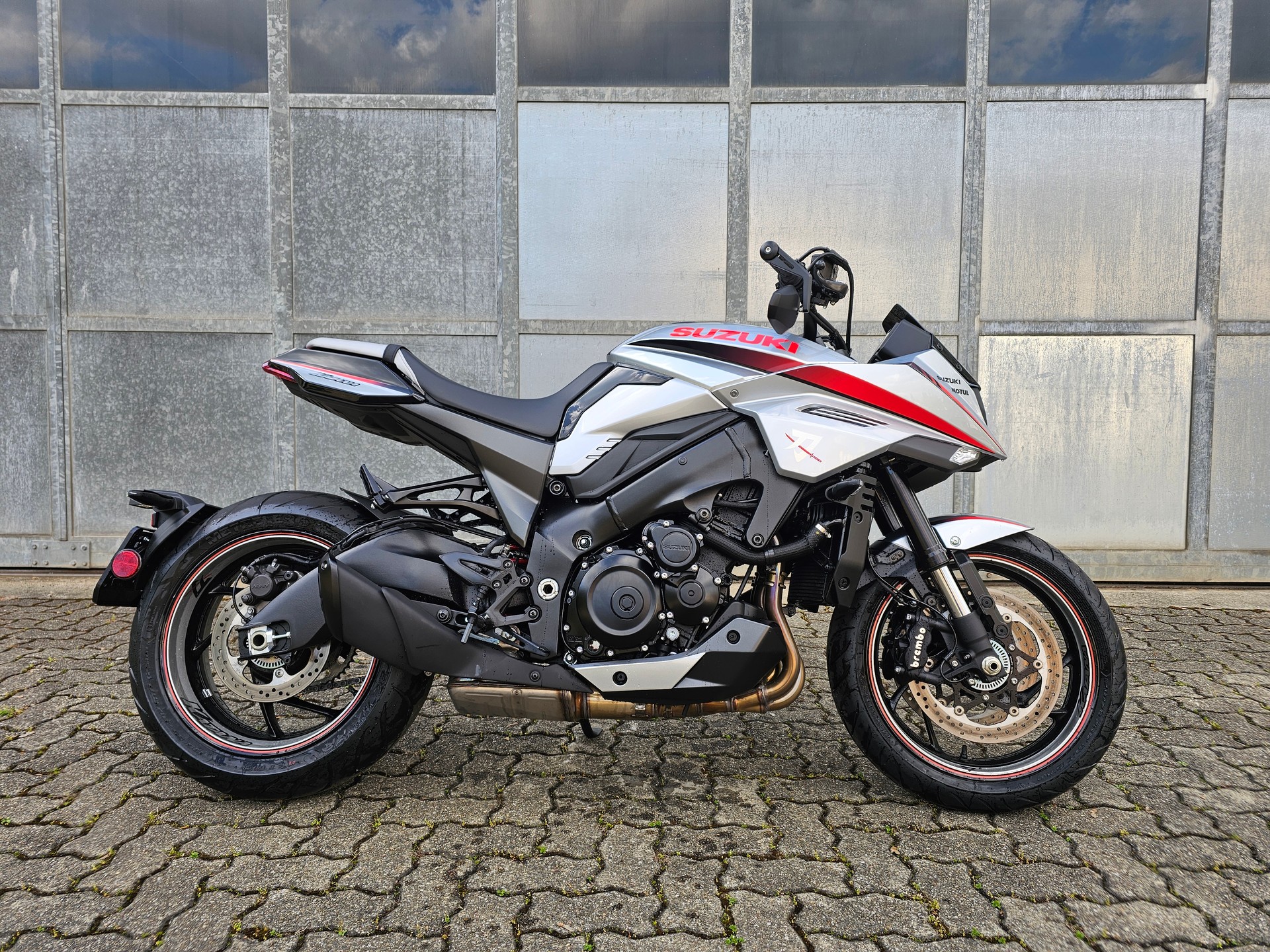 SUZUKI GSX-S 1000 ABS-image-0