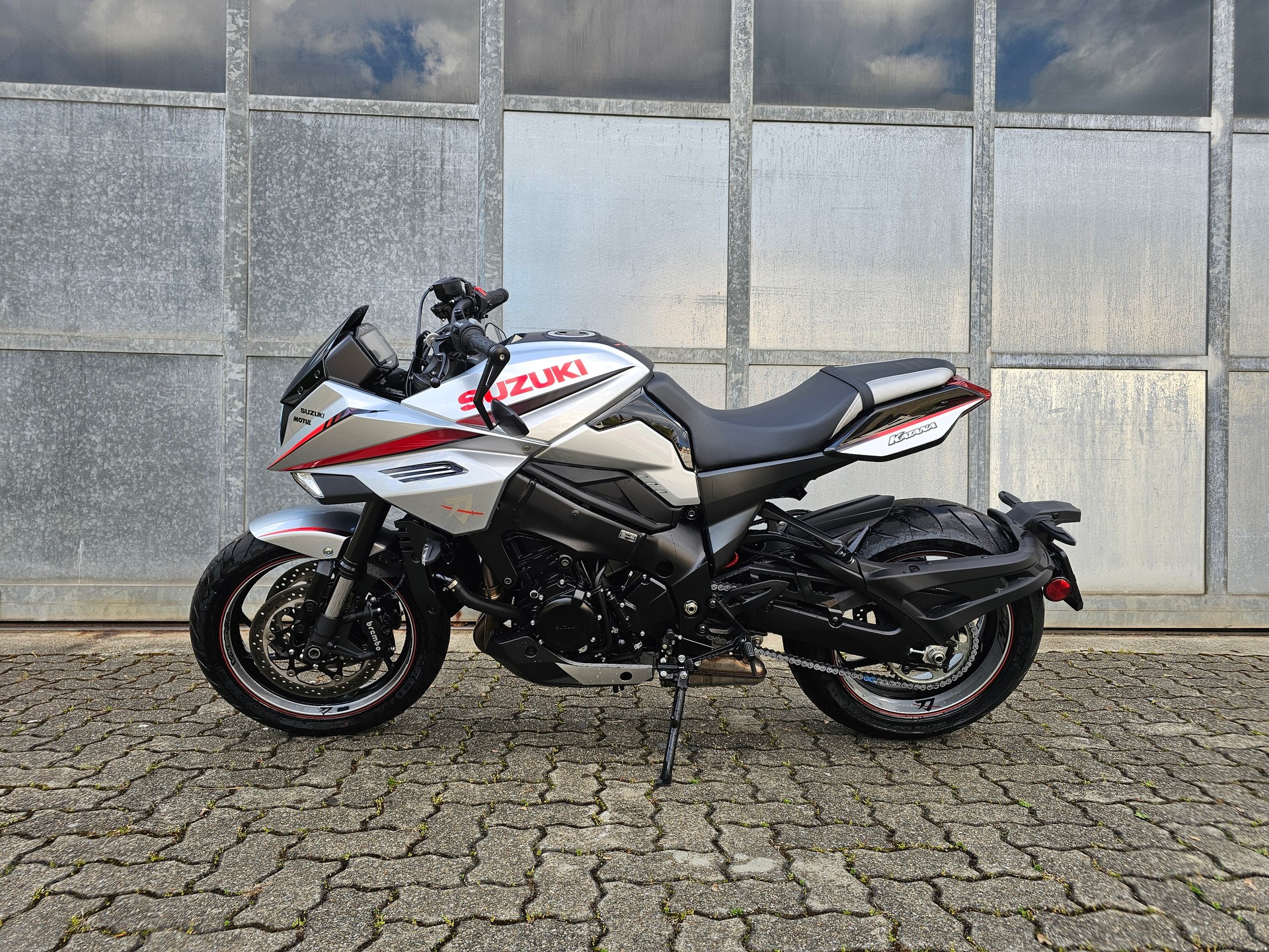 SUZUKI GSX-S 1000 ABS-image-1