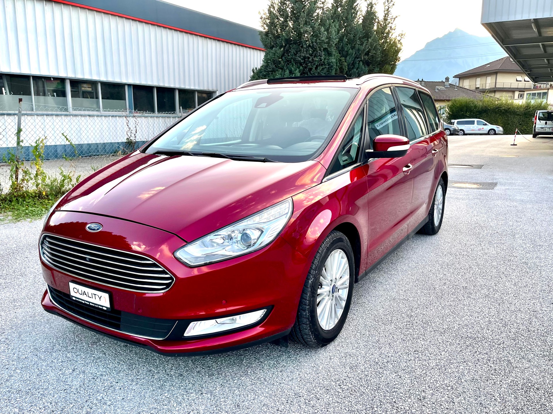 FORD Galaxy 2.0 TDCi Titanium AWD PowerShift-image-22