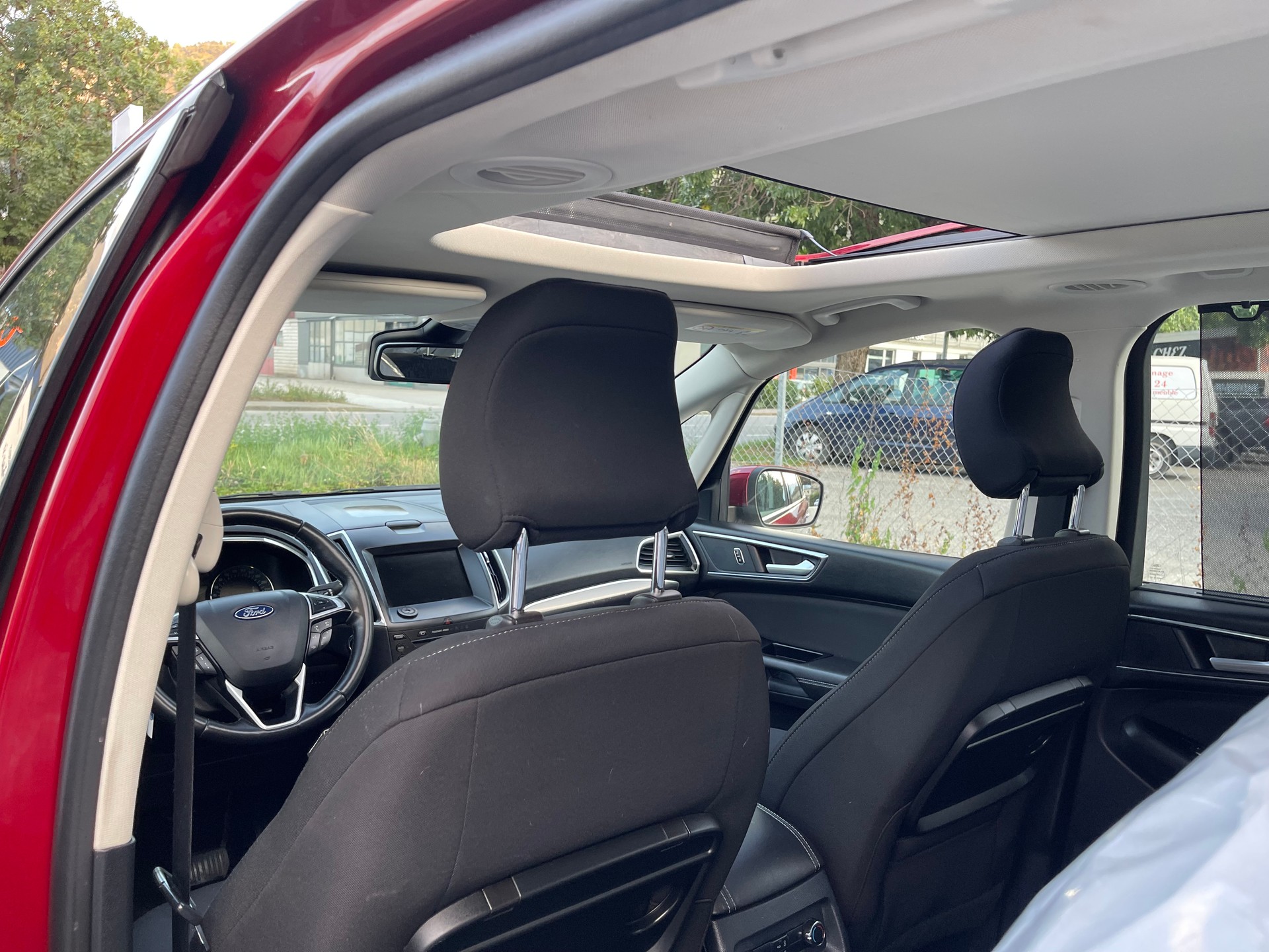 FORD Galaxy 2.0 TDCi Titanium AWD PowerShift-image-26