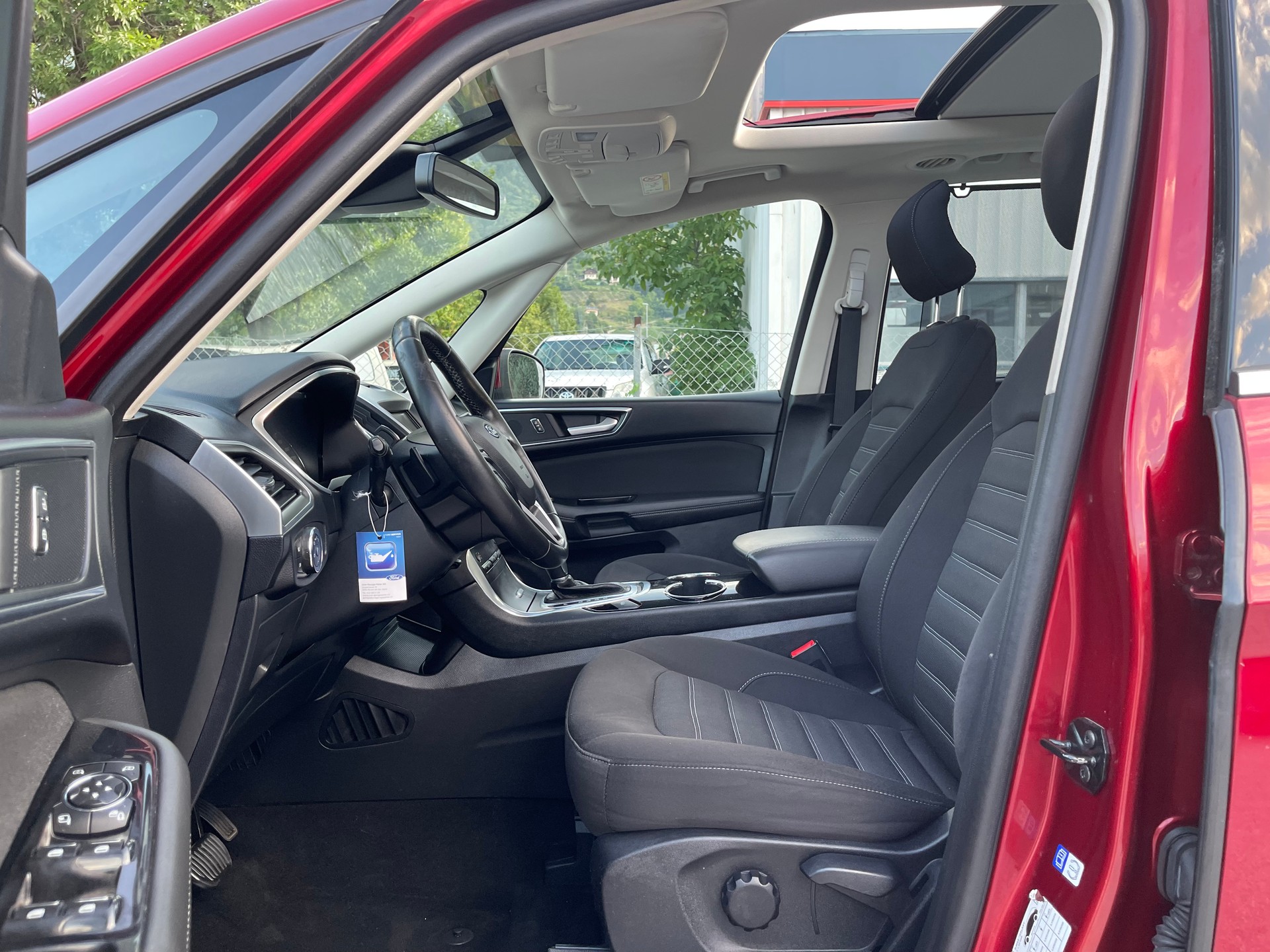 FORD Galaxy 2.0 TDCi Titanium AWD PowerShift-image-8