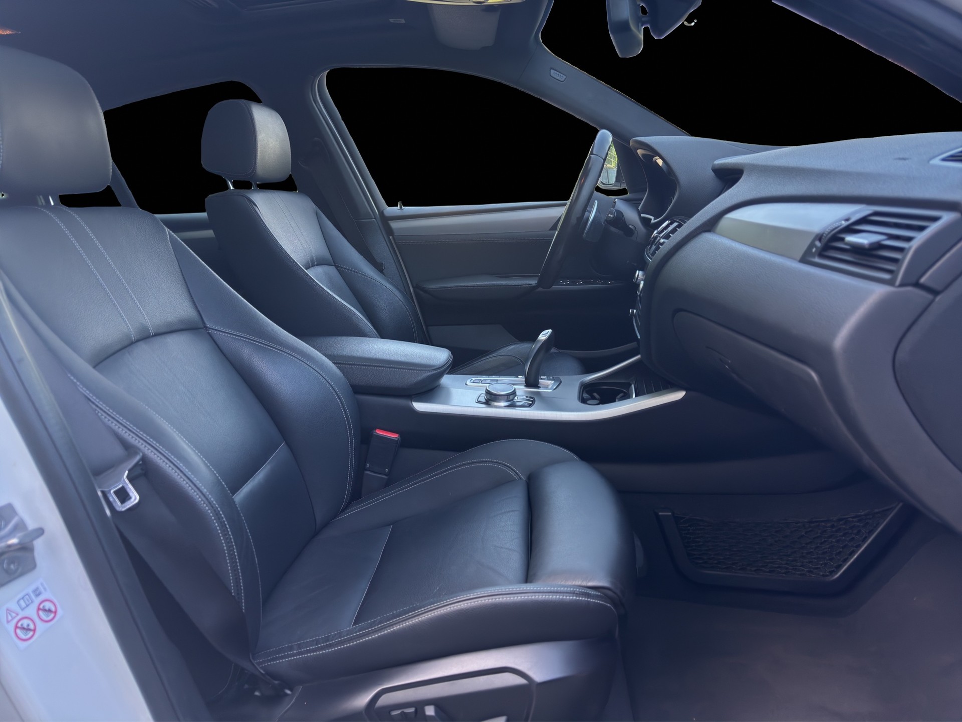 BMW X4 xDrive 20d M Sport Steptronic-image-12