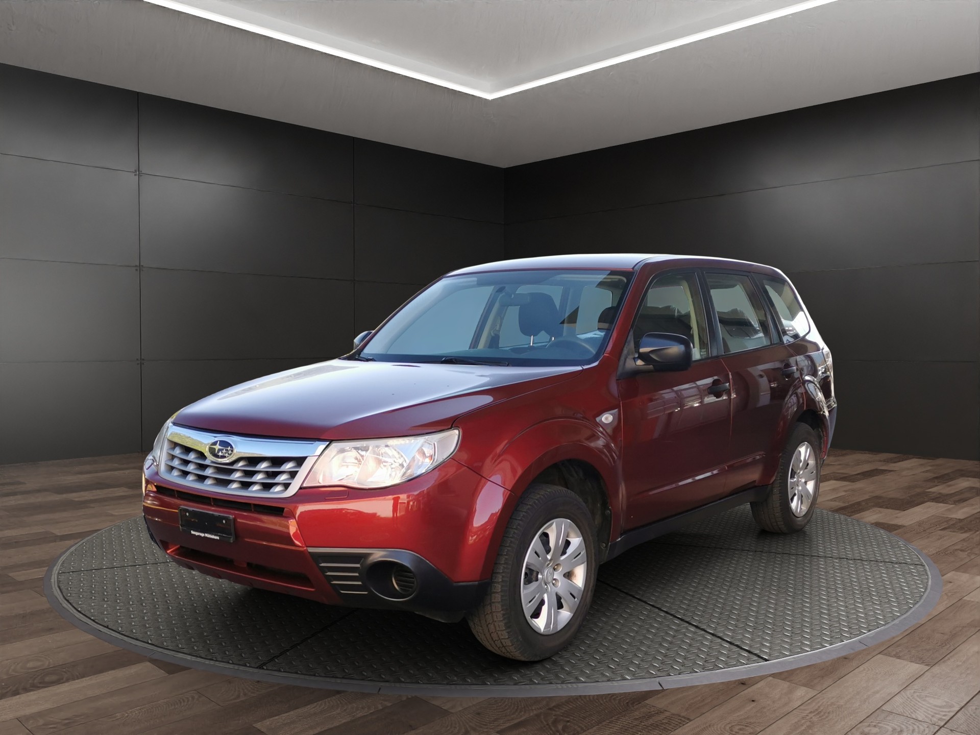 SUBARU Forester 2.0X Swiss Automatic-showroom-element-1