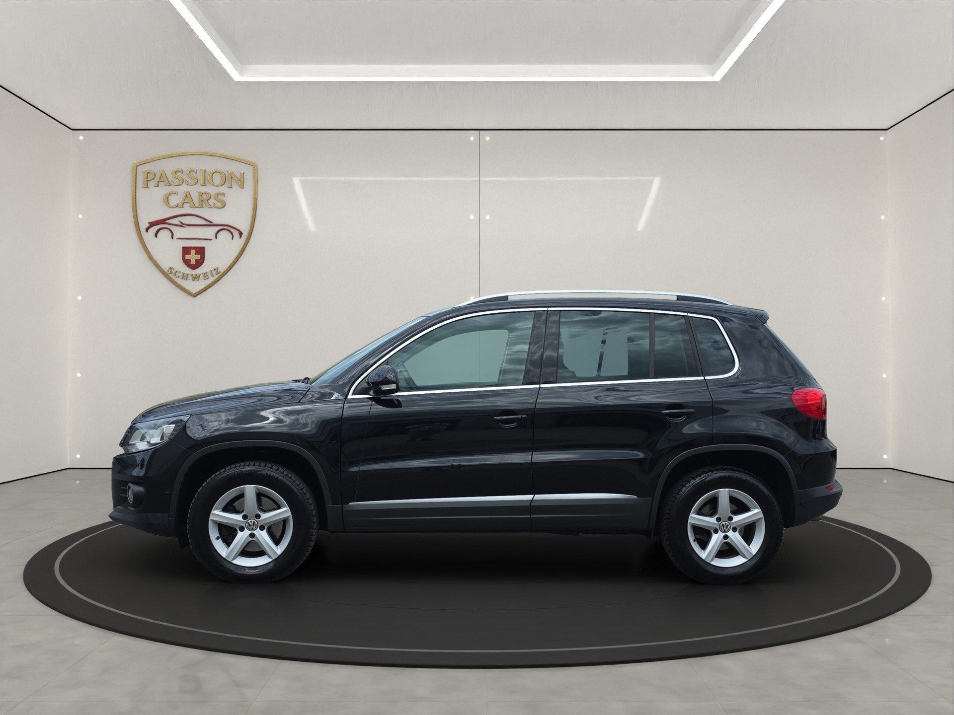 VW Tiguan 2.0 TDI BlueMotion Sport&Style 4Motion DSG-showroom-element-1