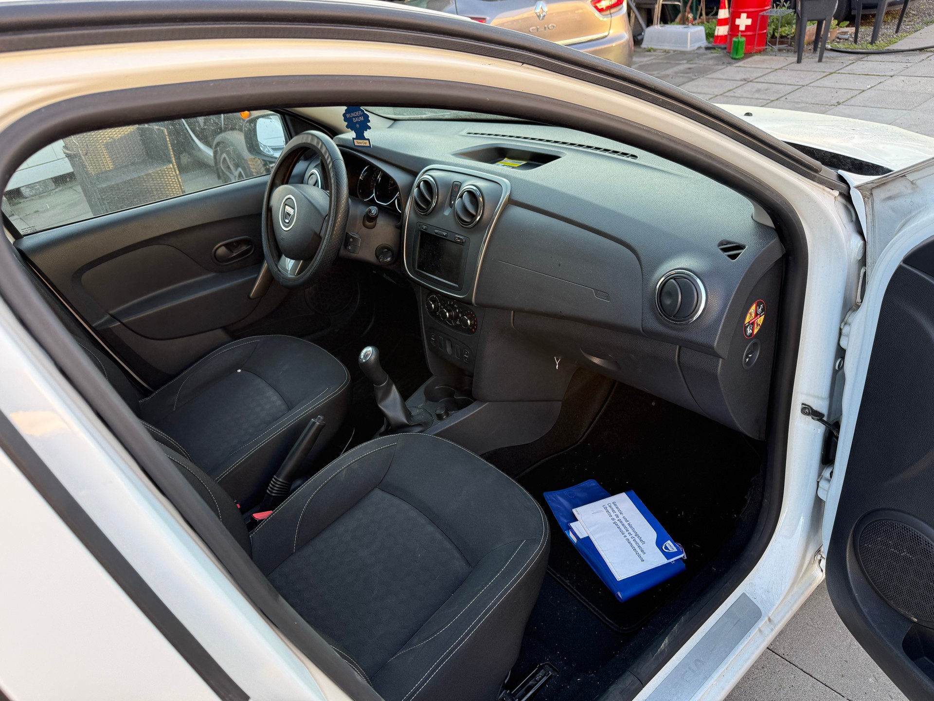 DACIA Sandero Tce 90 Ambiance-image-7