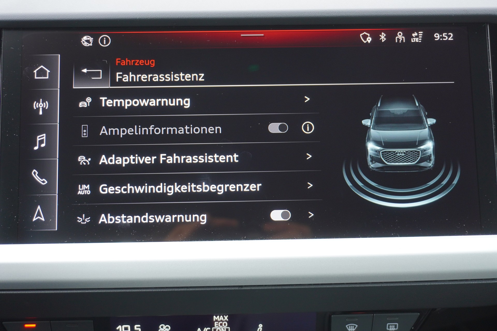 AUDI Q4 e-tron 45 quattro-image-29