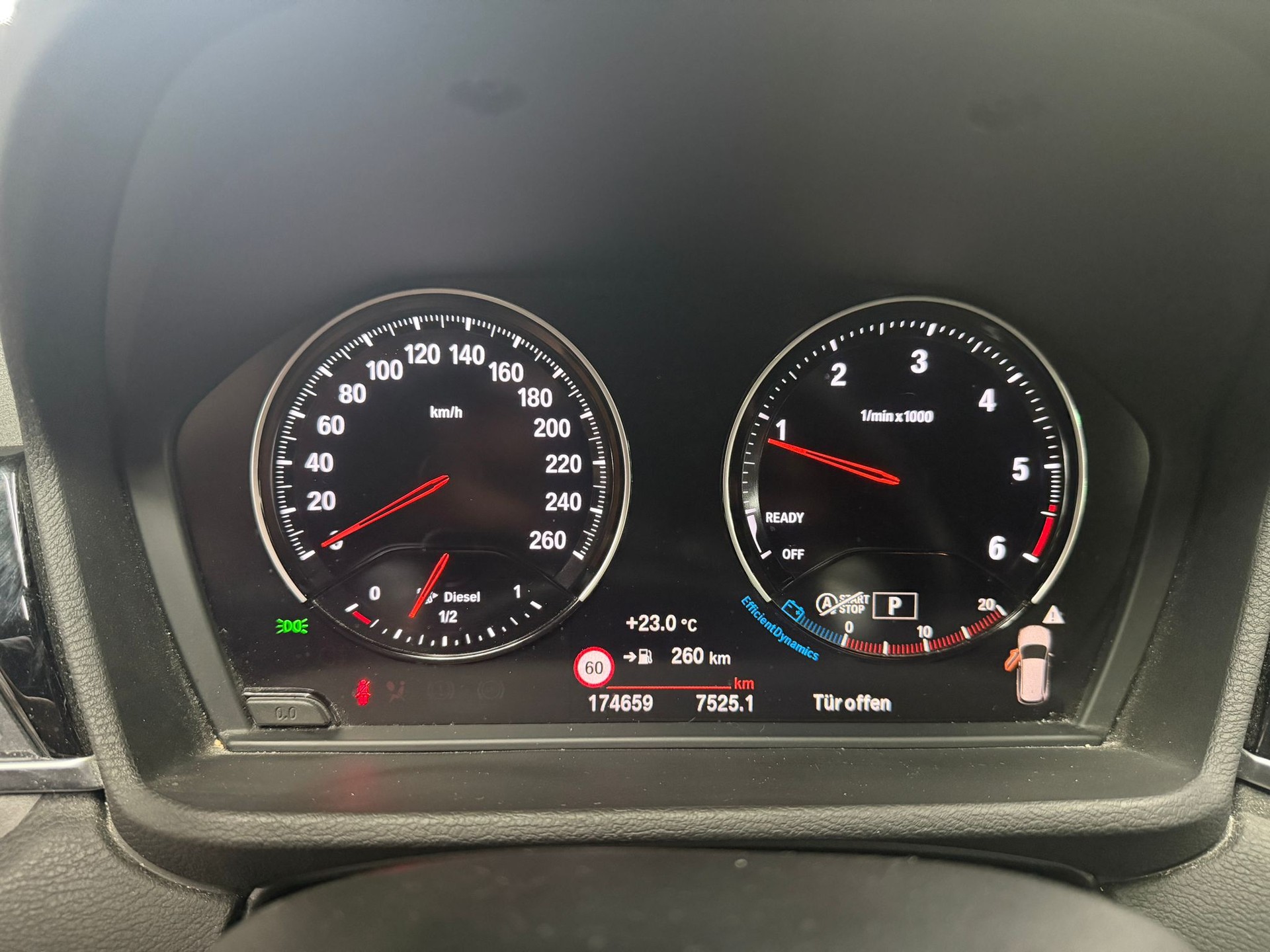 BMW X1 xDrive 20d xLine Steptronic-image-11