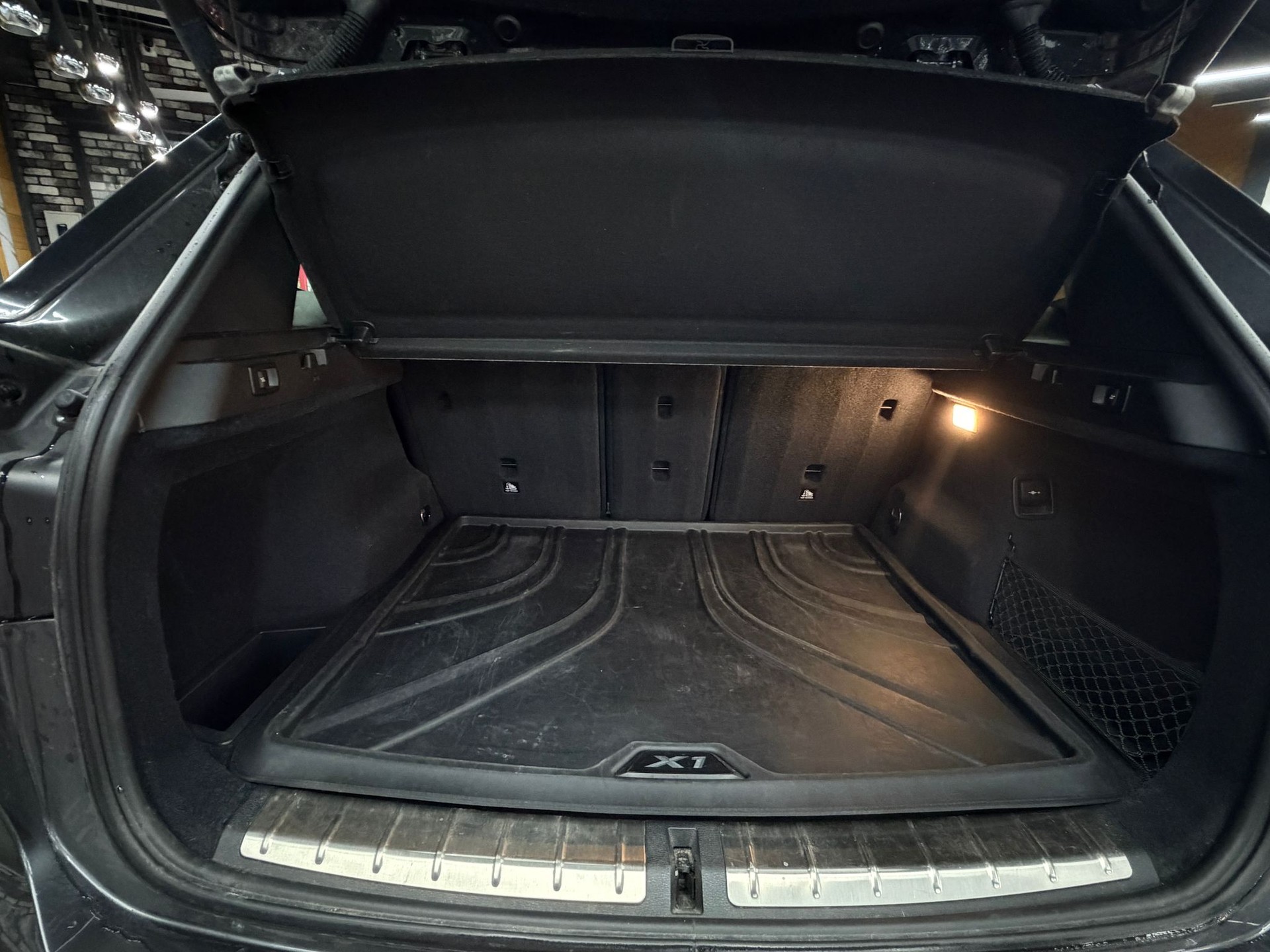 BMW X1 xDrive 20d xLine Steptronic-image-17