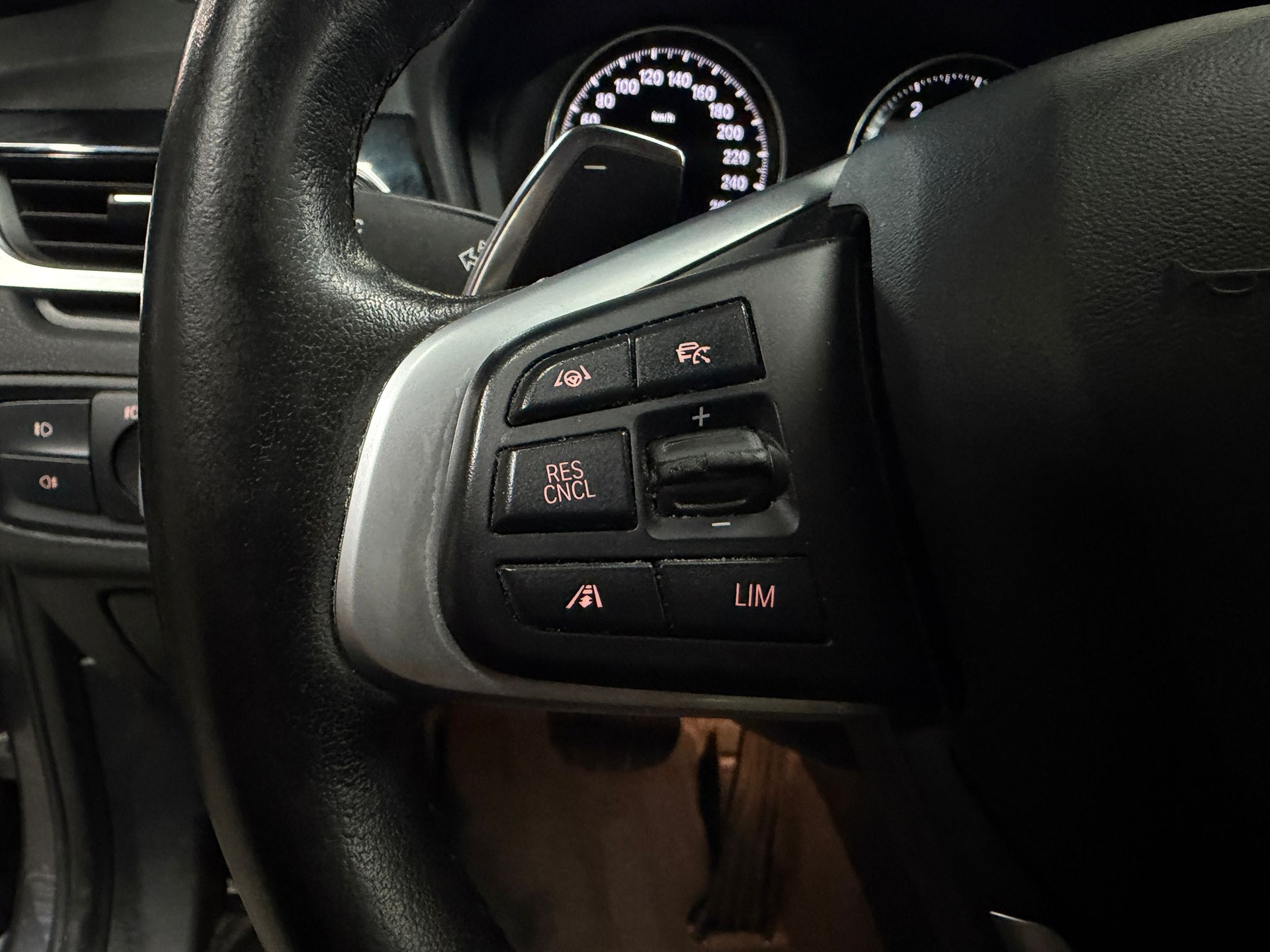 BMW X1 xDrive 20d xLine Steptronic-image-10
