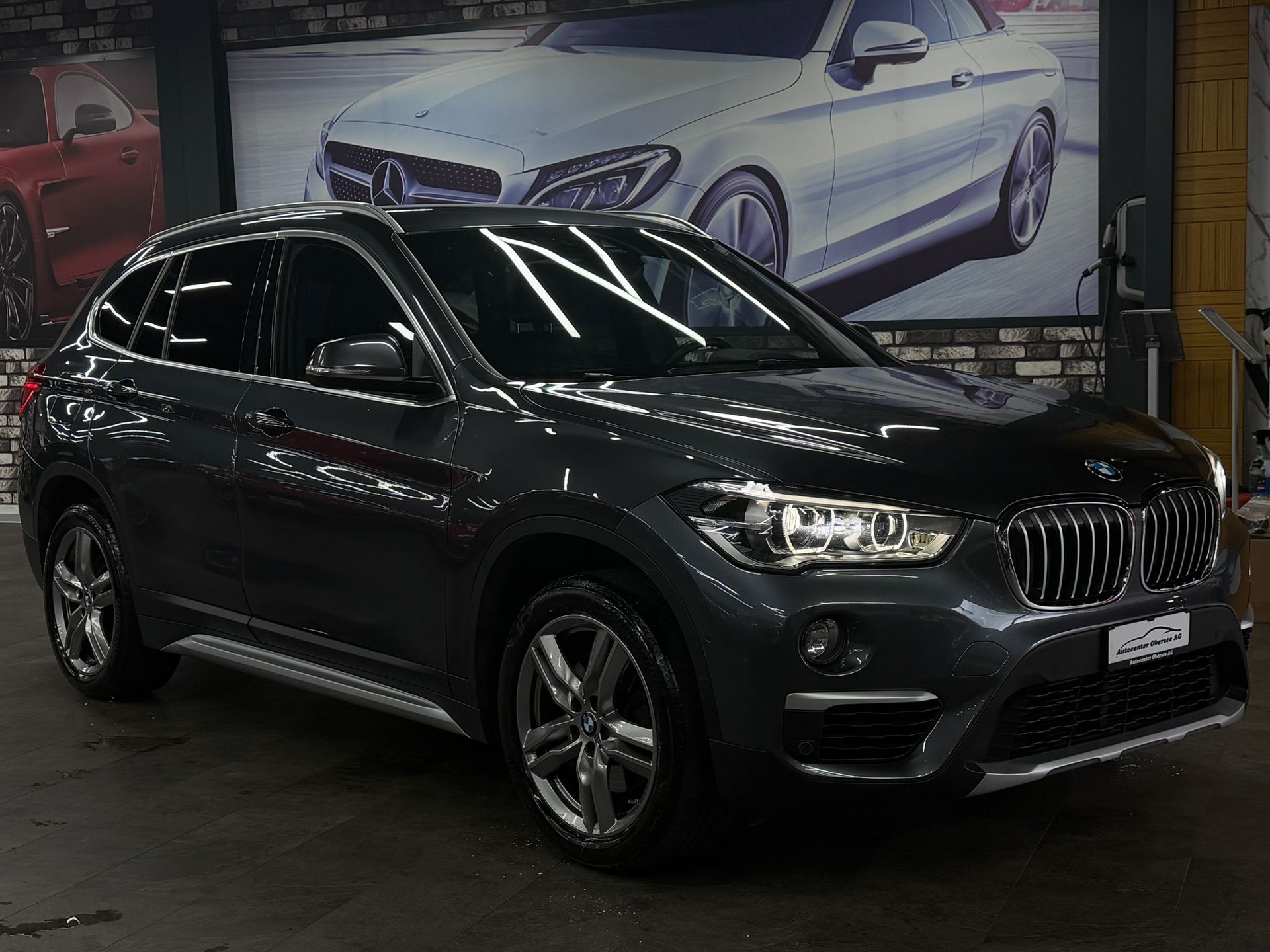 BMW X1 xDrive 20d xLine Steptronic-showroom-element-2