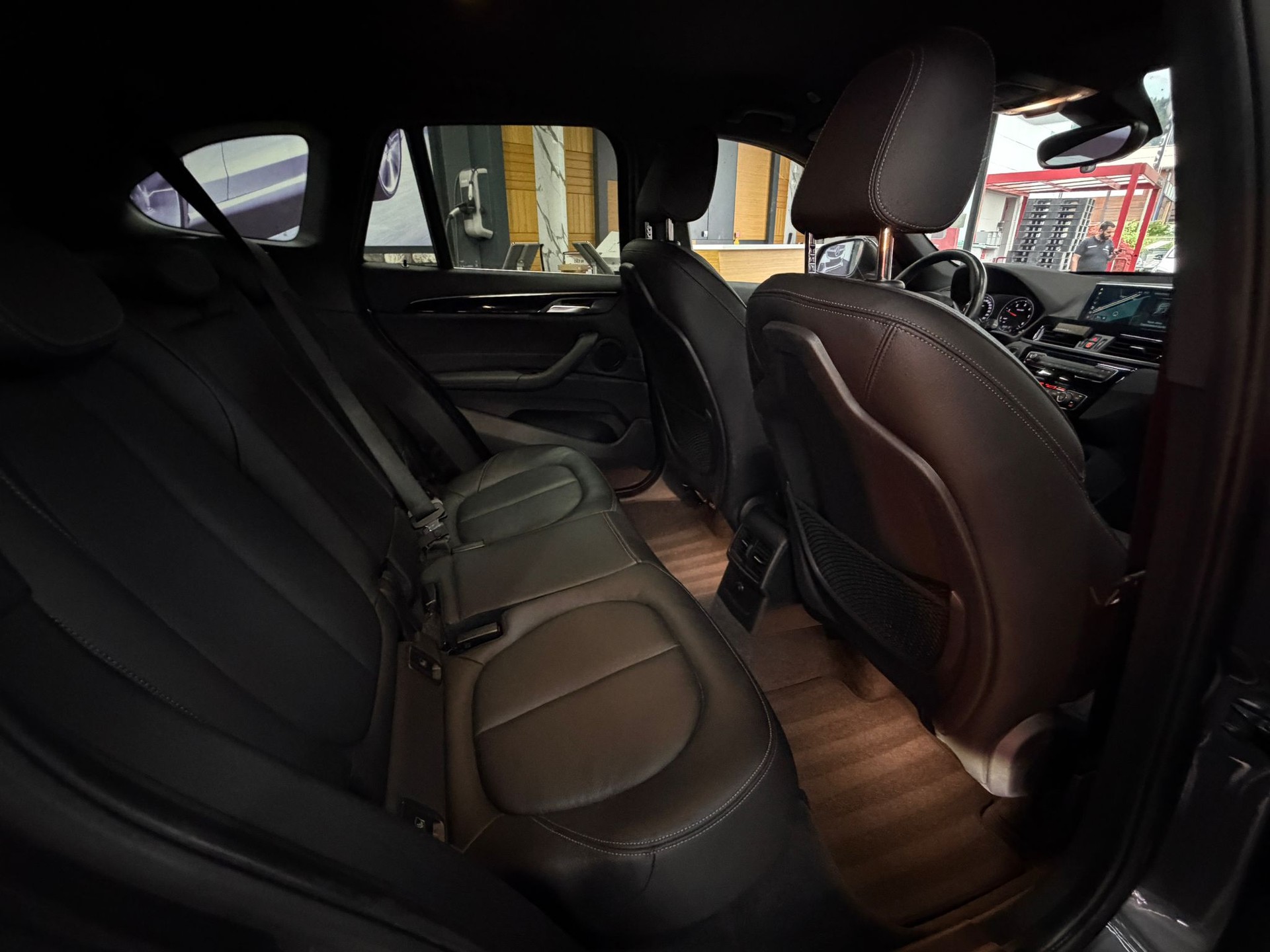 BMW X1 xDrive 20d xLine Steptronic-image-18